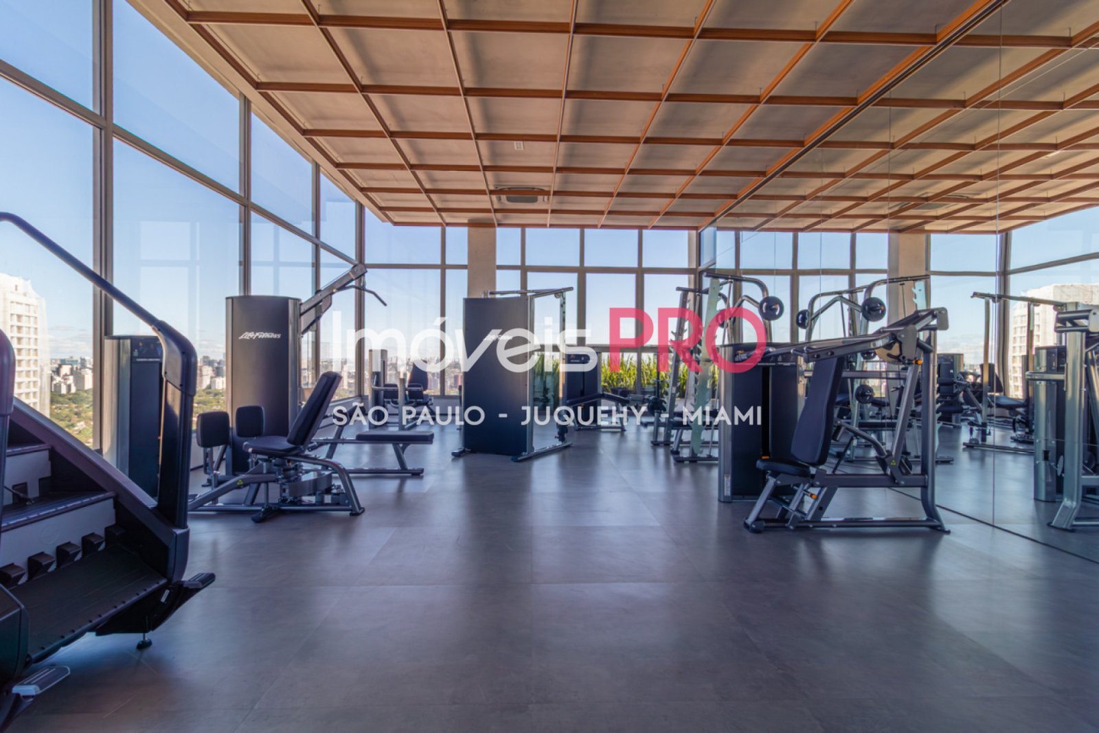 Foto :: https://assets.imoveispro.com.br/thumb/IP38008/apartamento-venda-pinheiros_IP38008_47_1920x1080.jpg?