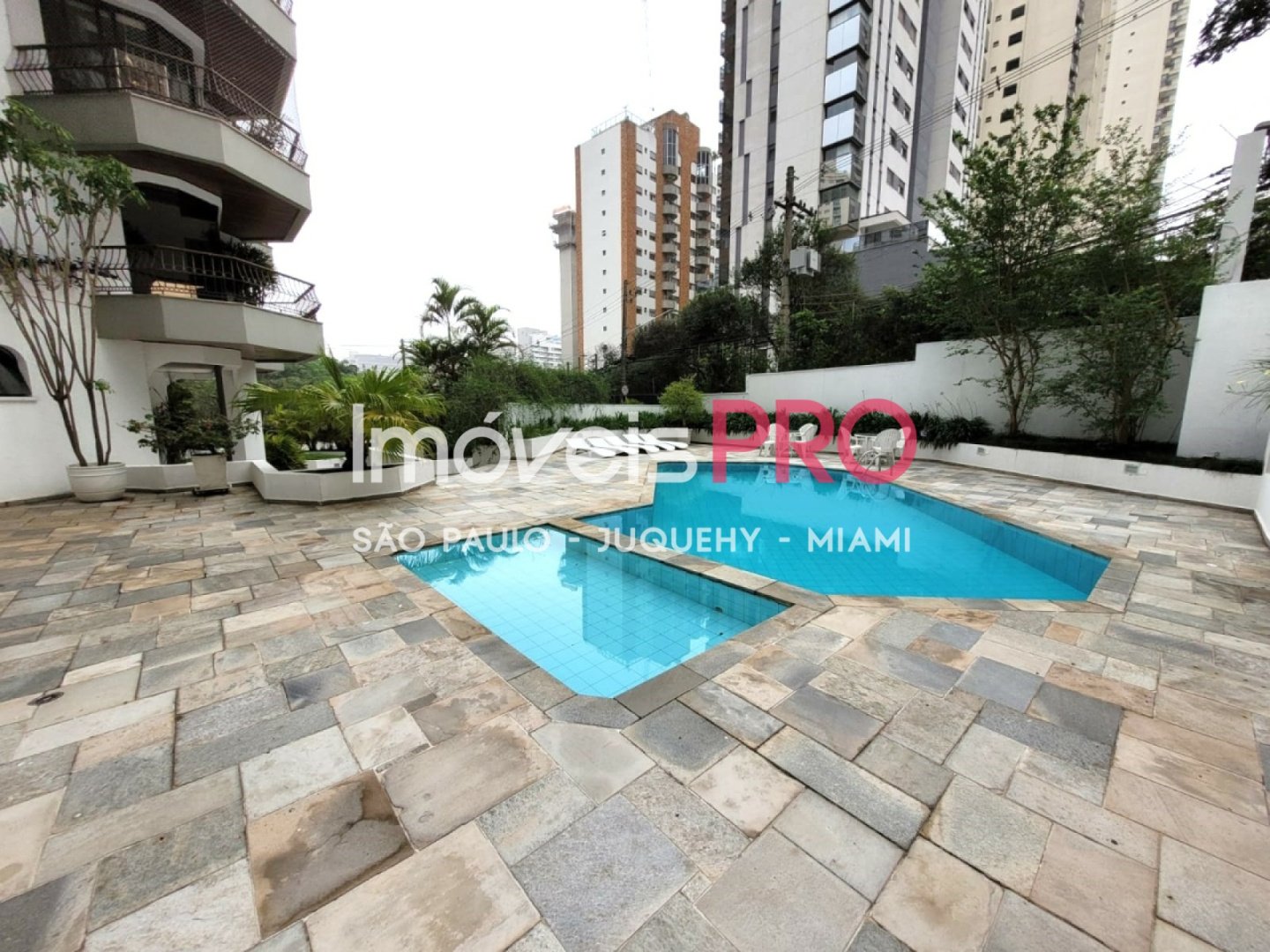 Foto :: https://assets.imoveispro.com.br/thumb/IP38009/apartamento-venda-brooklin_IP38009_47_1920x1080.jpg?