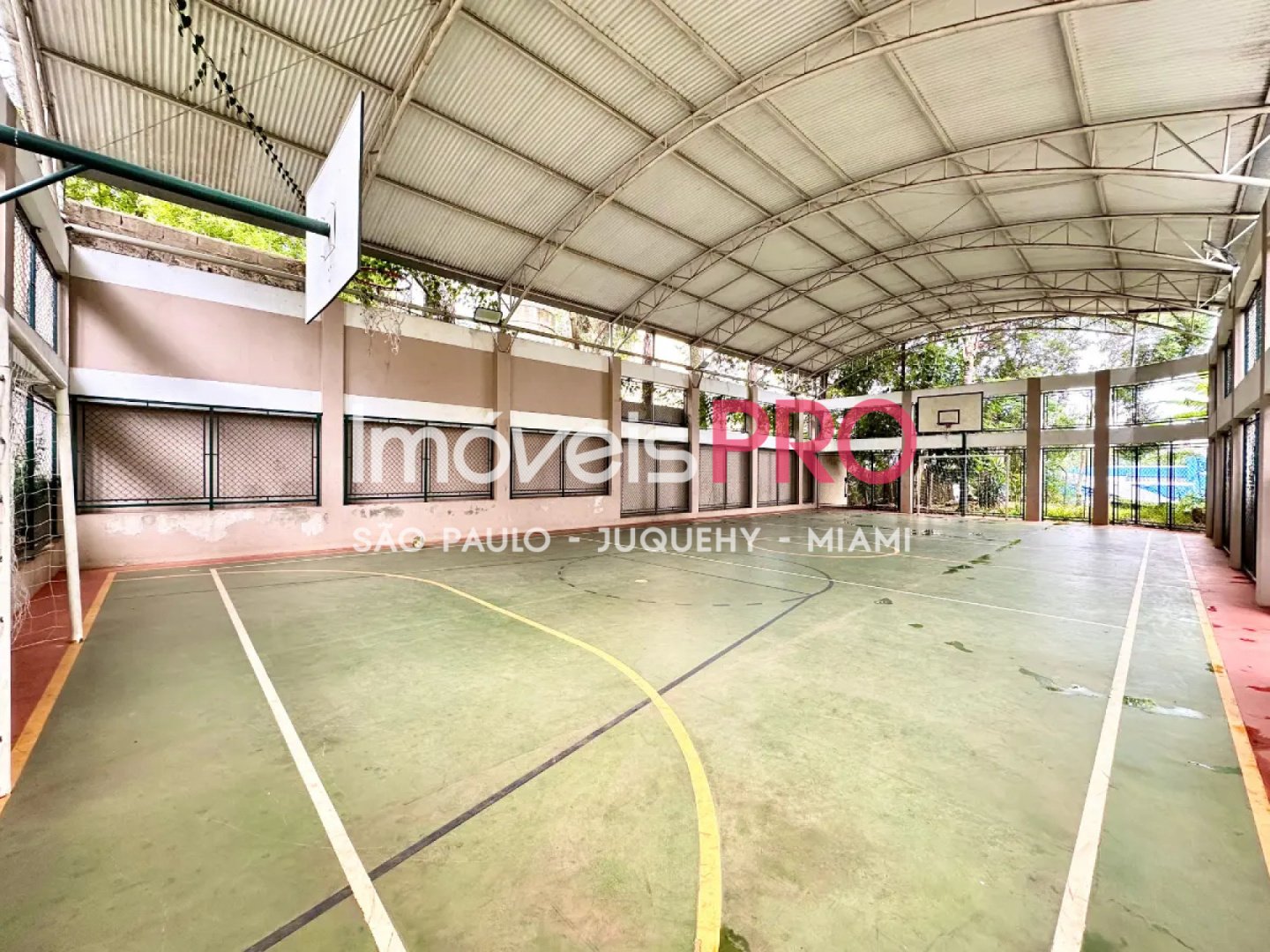 Foto :: https://assets.imoveispro.com.br/thumb/IP38024/duplex-venda-vila-mariana_IP38024_29_1920x1080.jpg?