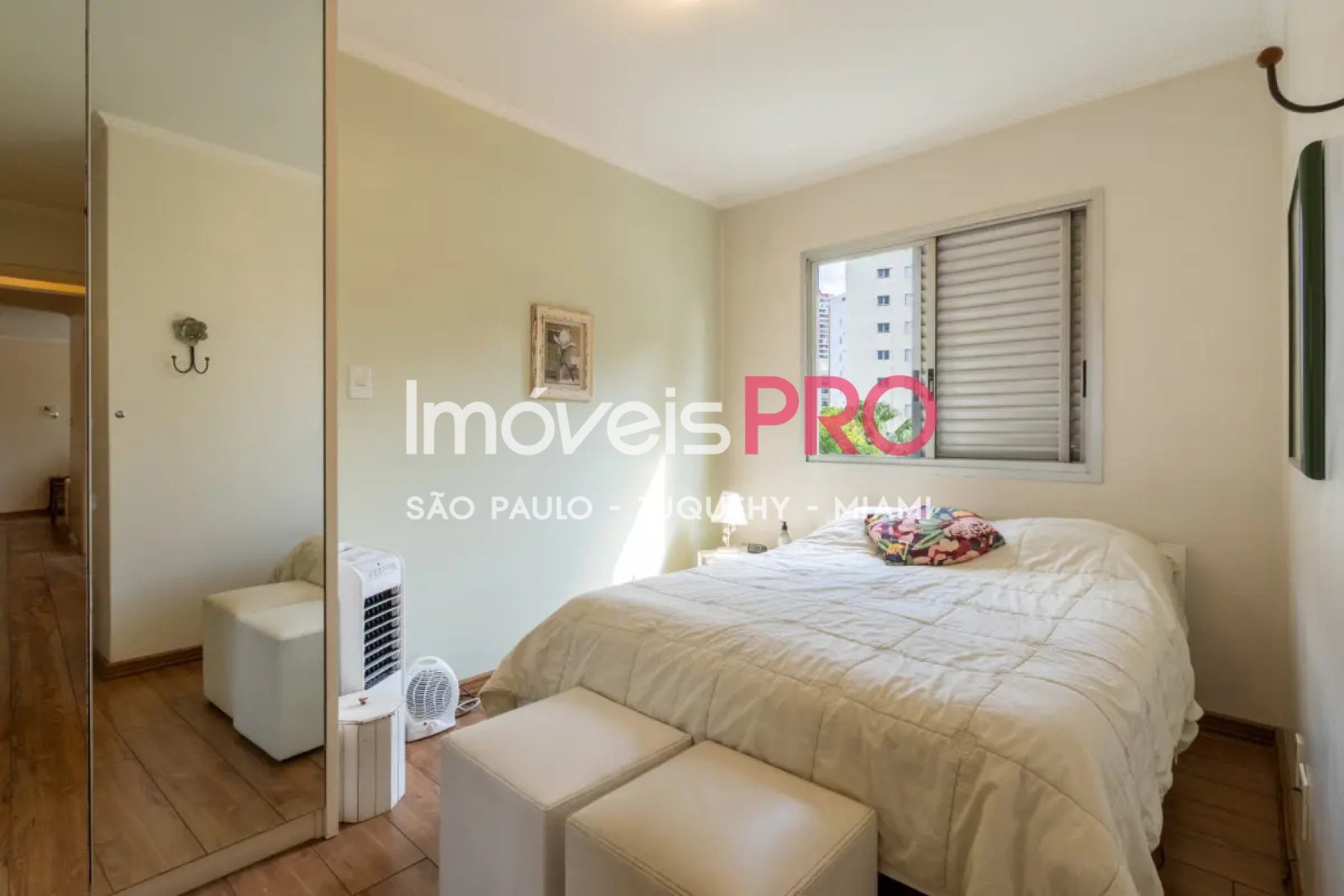 Foto :: https://assets.imoveispro.com.br/thumb/IP38025/apartamento-venda-vila-mariana_IP38025_17_1920x1080.jpg?