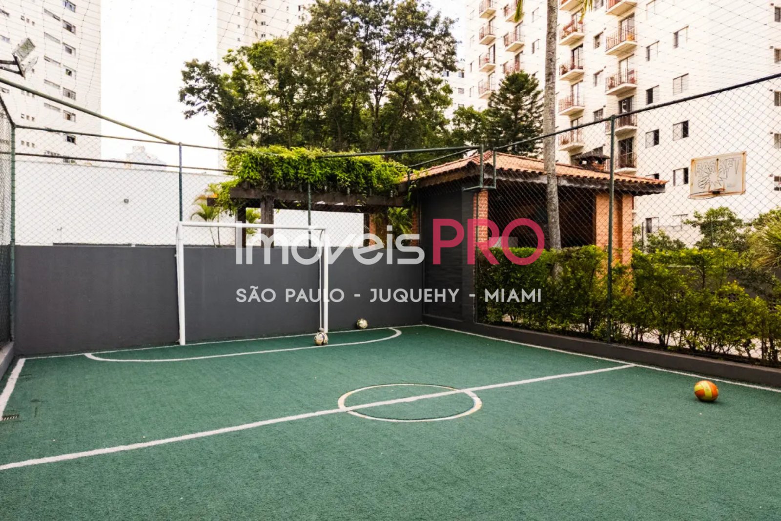 Foto :: https://assets.imoveispro.com.br/thumb/IP38025/apartamento-venda-vila-mariana_IP38025_29_1920x1080.jpg?