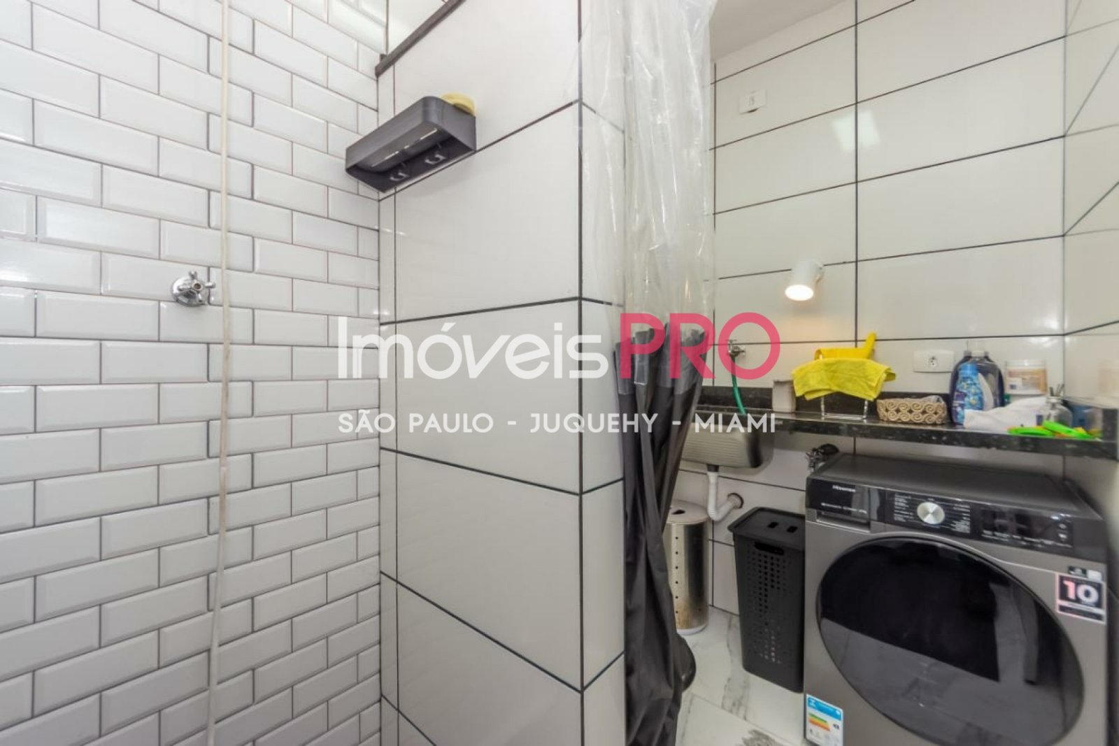 Foto :: https://assets.imoveispro.com.br/thumb/IP38026/casa-de-vila-venda-moema_IP38026_11_1920x1080.jpg?