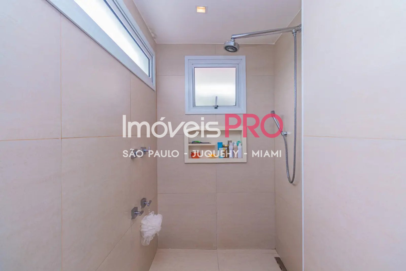 Foto :: https://assets.imoveispro.com.br/thumb/IP38032/garden-venda-pinheiros_IP38032_17_1920x1080.jpg?