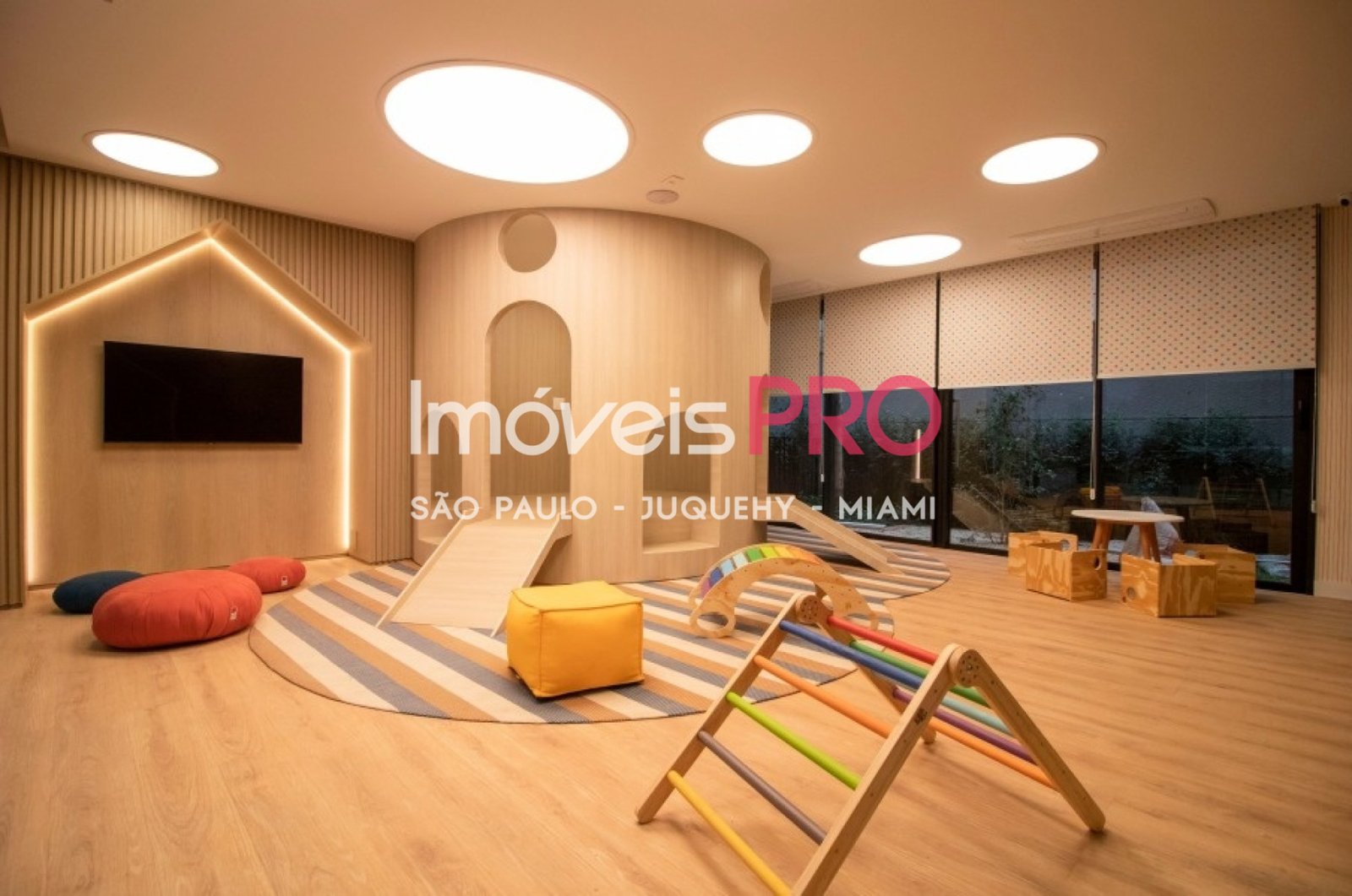 Foto :: https://assets.imoveispro.com.br/thumb/IP38038/apartamento-venda-moema_IP38038_23_1920x1080.jpg?