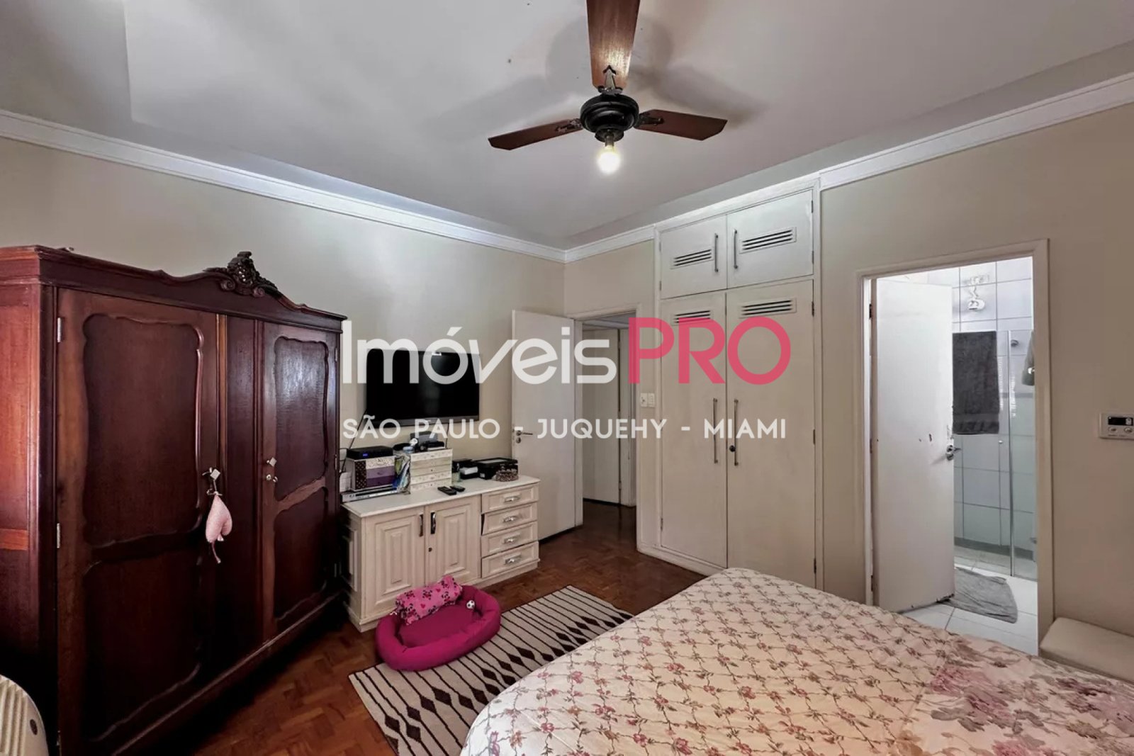 Foto :: https://assets.imoveispro.com.br/thumb/IP38041/casa-terrea-venda-granja-julieta_IP38041_23_1920x1080.jpg?