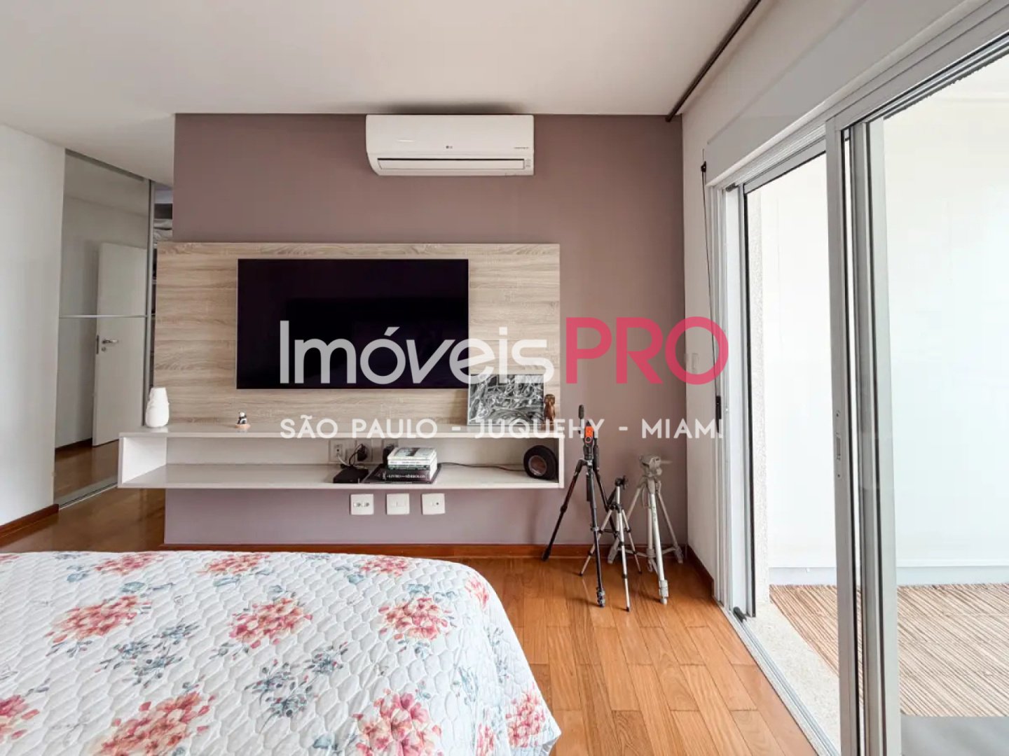 Foto :: https://assets.imoveispro.com.br/thumb/IP38043/duplex-venda-perdizes_IP38043_47_1920x1080.jpg?