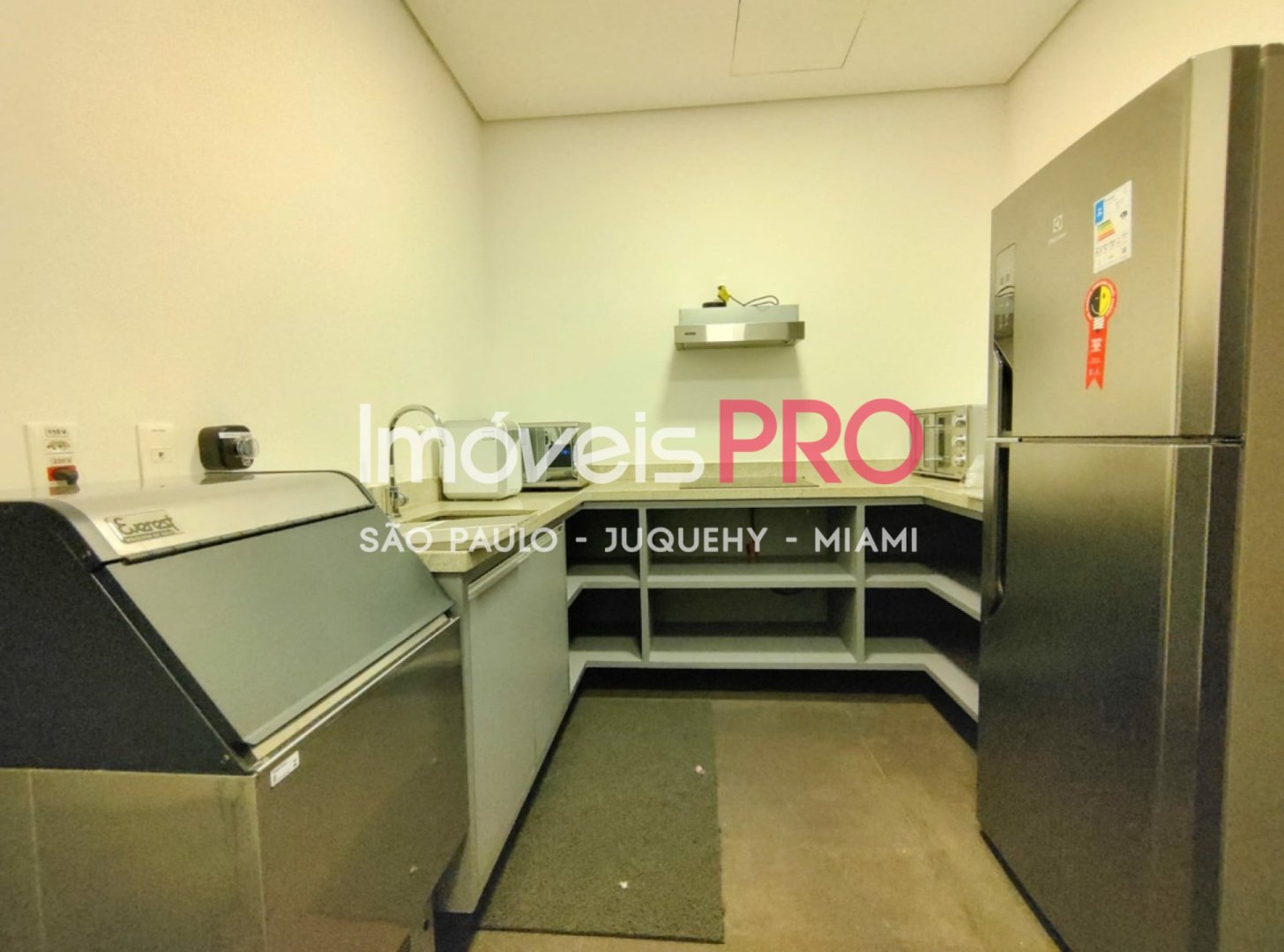 Foto :: https://assets.imoveispro.com.br/thumb/IP38057/apartamento-aluguel-itaim-bibi_IP38057_11_1920x1080.jpg?