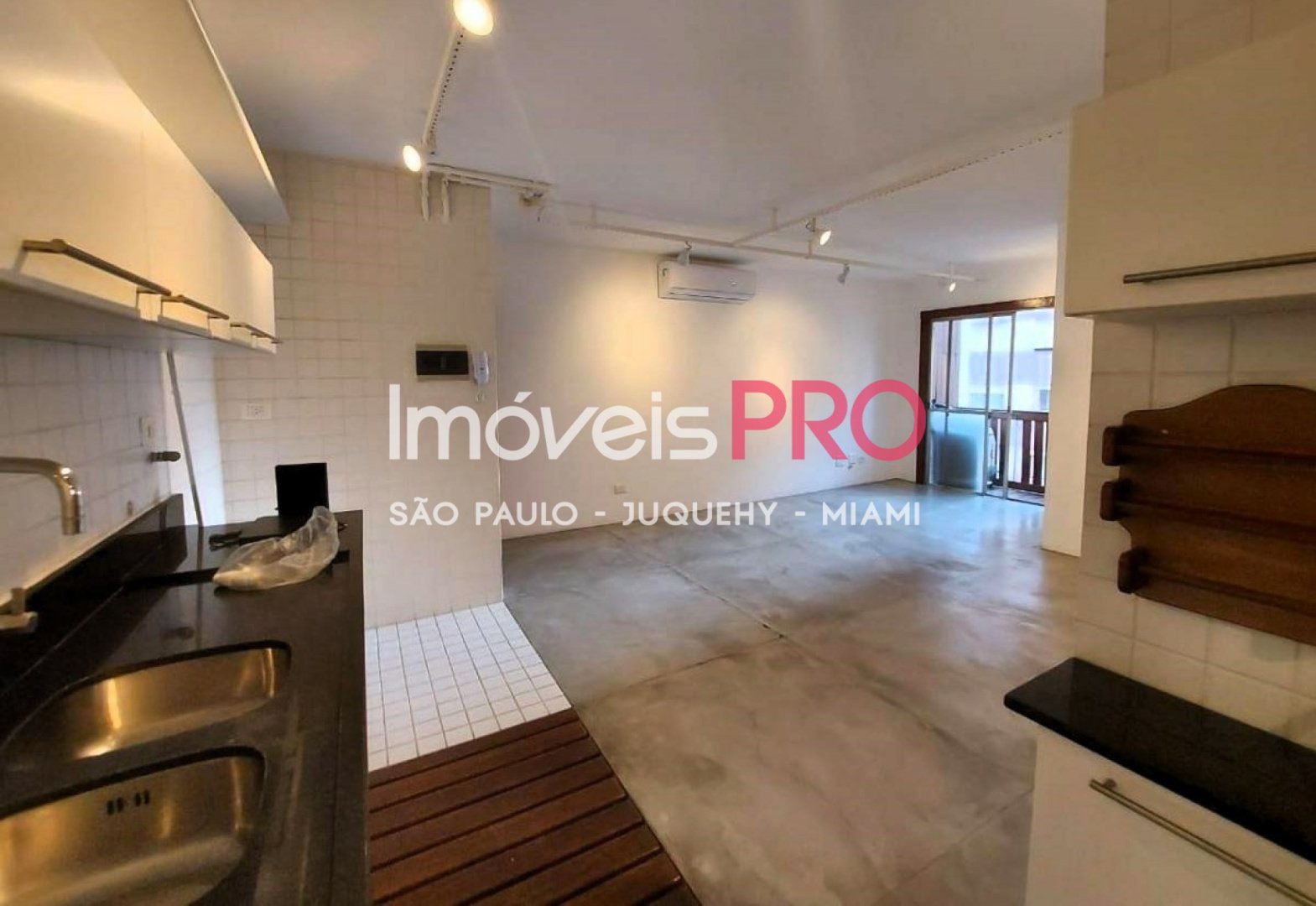 Foto :: https://assets.imoveispro.com.br/thumb/IP38063/apartamento-venda-moema_IP38063_11_1920x1080.jpg?