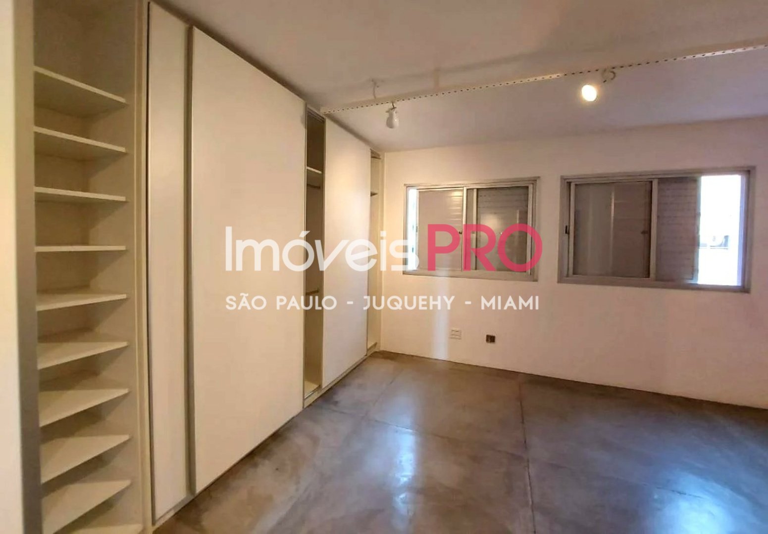 Foto :: https://assets.imoveispro.com.br/thumb/IP38063/apartamento-venda-moema_IP38063_17_1920x1080.jpg?