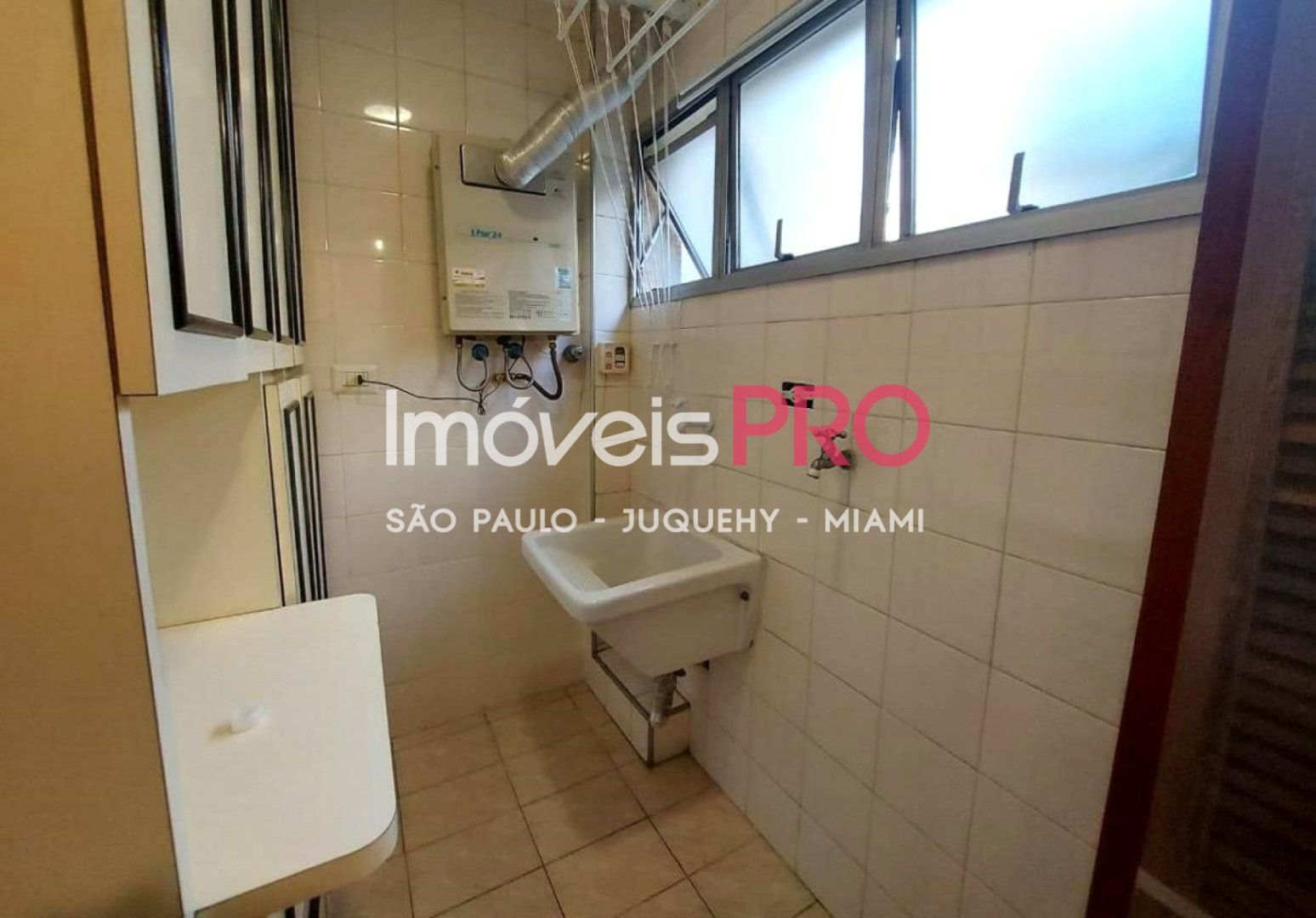 Foto :: IP38063