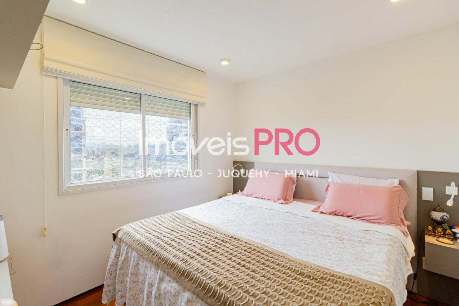 Foto :: https://assets.imoveispro.com.br/thumb/IP38065/apartamento-venda-brooklin_IP38065_17_1920x1080.jpg?