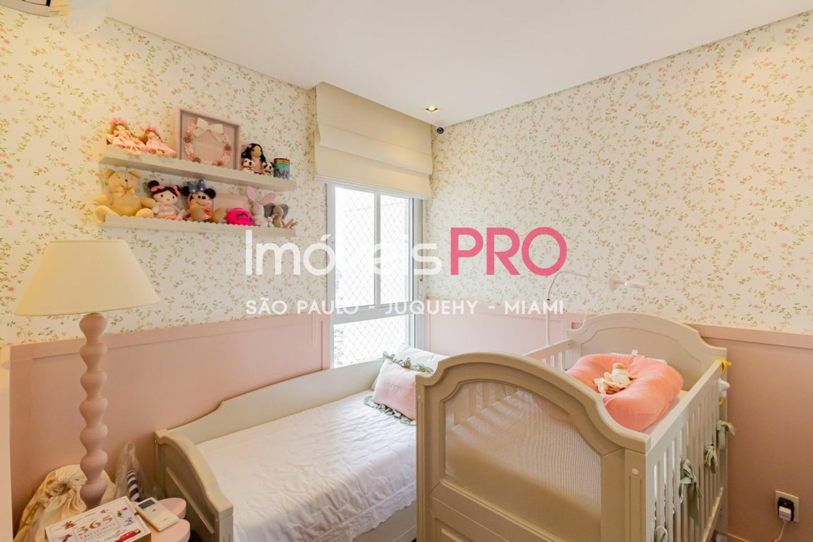 Foto :: IP38065