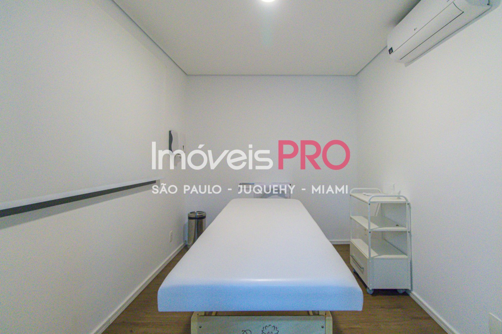 Foto :: https://assets.imoveispro.com.br/thumb/IP38081/apartamento-aluguel-itaim-bibi_IP38081_11_1920x1080.jpg?