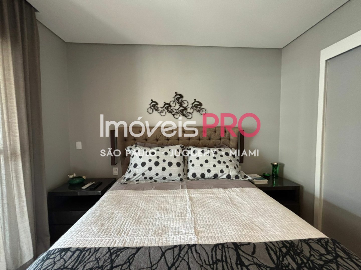 Foto :: https://assets.imoveispro.com.br/thumb/IP38082/apartamento-aluguel-itaim-bibi_IP38082_11_1920x1080.jpg?