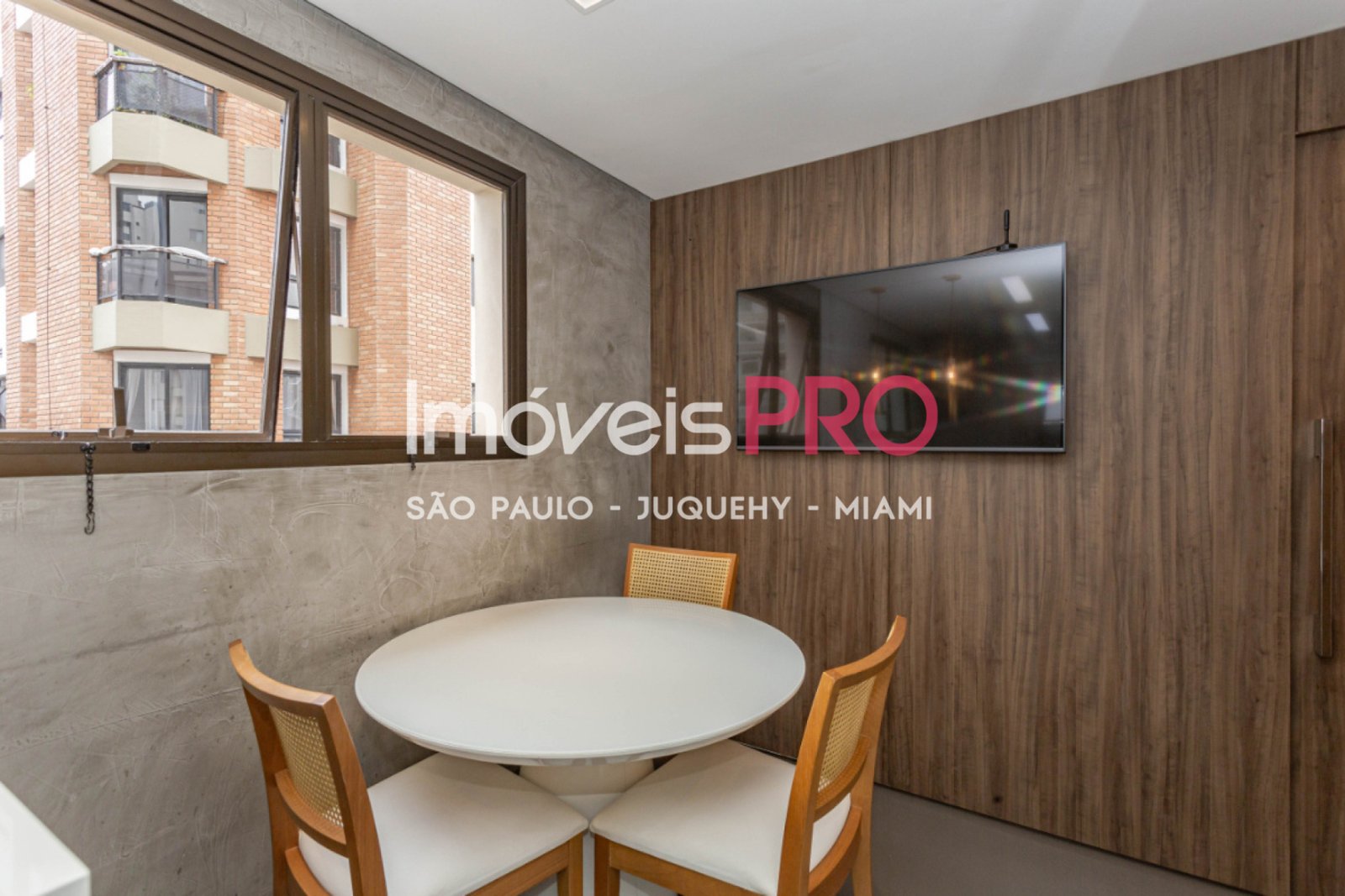 Foto :: https://assets.imoveispro.com.br/thumb/IP38095/apartamento-venda-vila-mariana_IP38095_11_1920x1080.jpg?