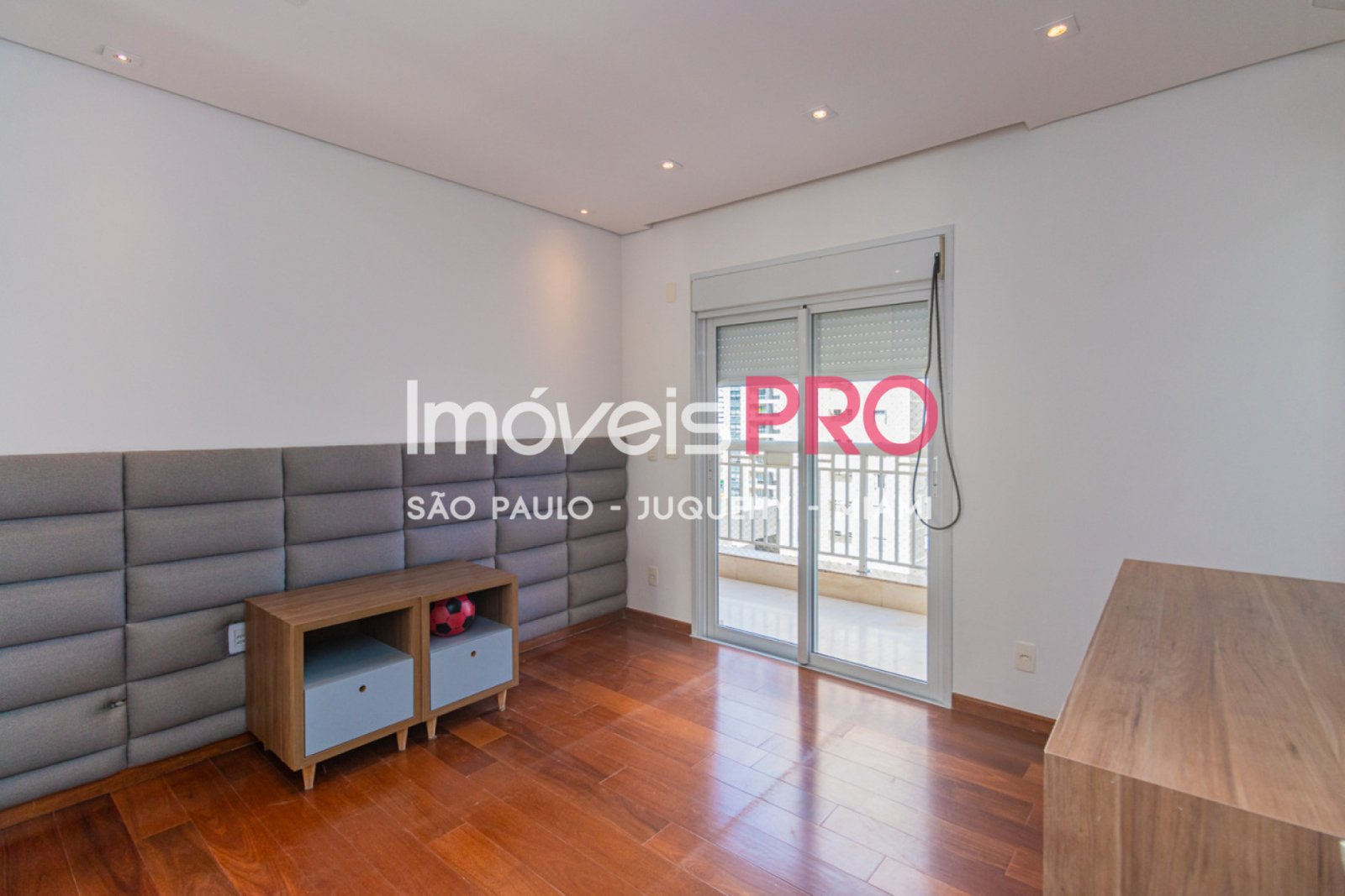 Foto :: https://assets.imoveispro.com.br/thumb/IP38097/apartamento-venda-brooklin_IP38097_17_1920x1080.jpg?