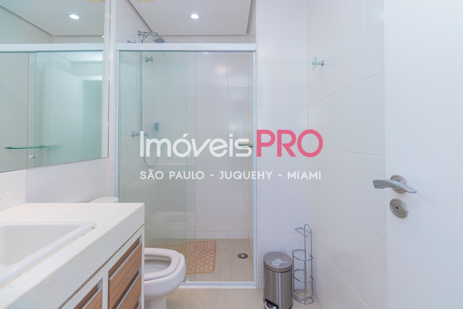 Foto :: https://assets.imoveispro.com.br/thumb/IP38097/apartamento-venda-brooklin_IP38097_35_1920x1080.jpg?