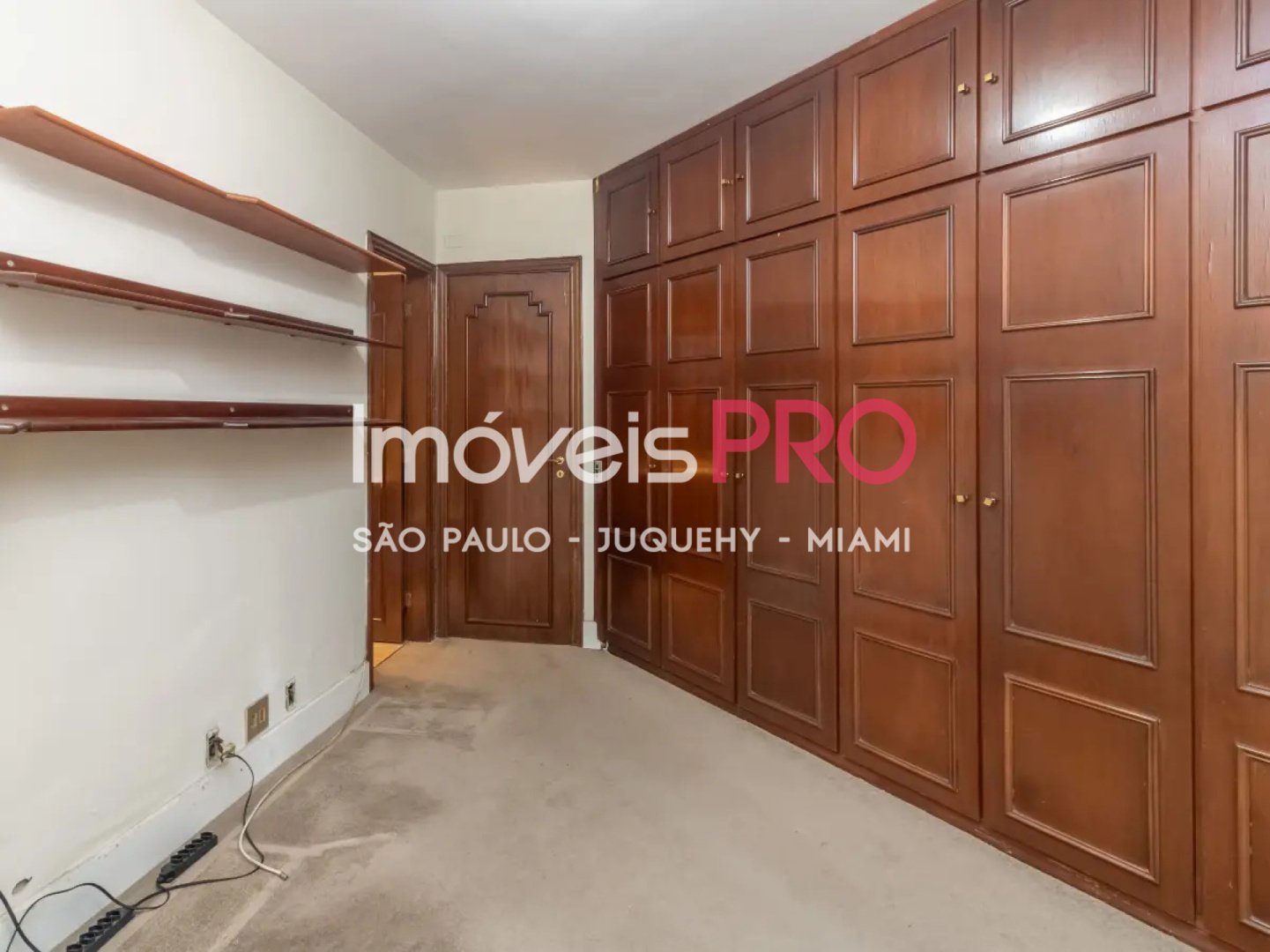 Foto :: https://assets.imoveispro.com.br/thumb/IP38099/apartamento-venda-itaim-bibi_IP38099_17_1920x1080.jpg?