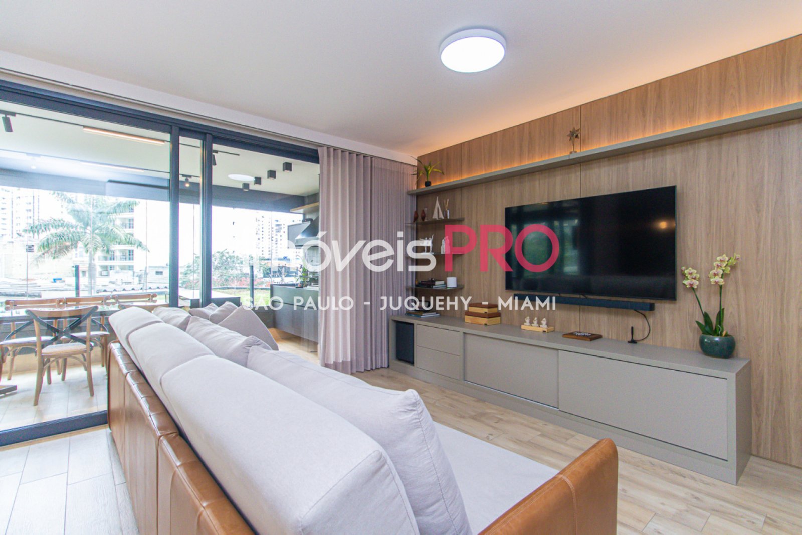 Foto :: https://assets.imoveispro.com.br/thumb/IP38105/apartamento-venda-moema-indios_IP38105_17_1920x1080.jpg?