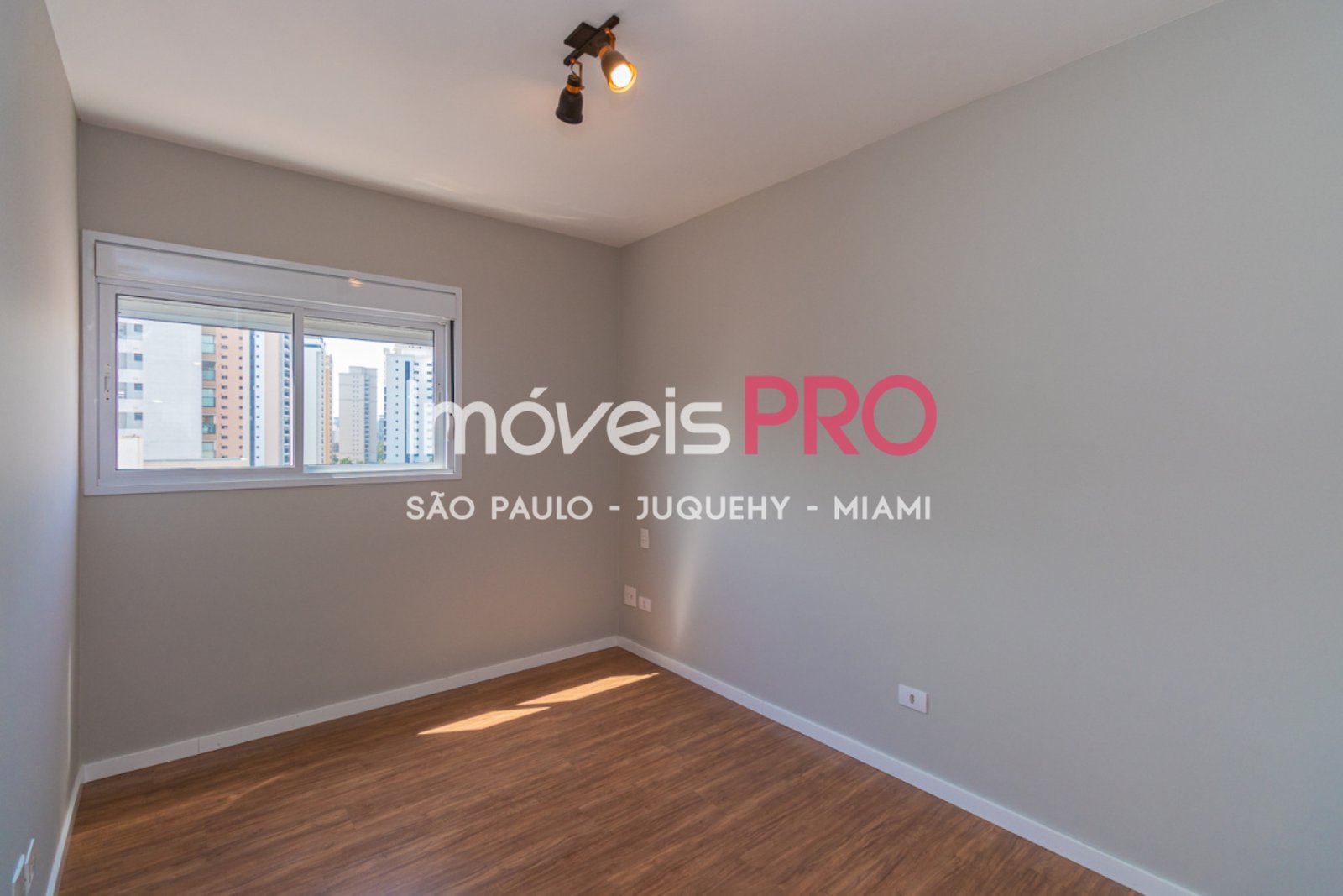 Foto :: https://assets.imoveispro.com.br/thumb/IP38114/apartamento-venda-vila-olimpia_IP38114_11_1920x1080.jpg?