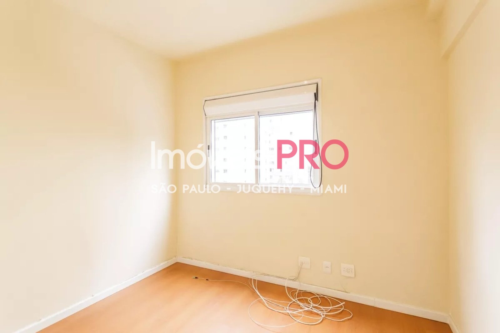 Foto :: https://assets.imoveispro.com.br/thumb/IP38117/apartamento-venda-moema-passaros_IP38117_11_1920x1080.jpg?