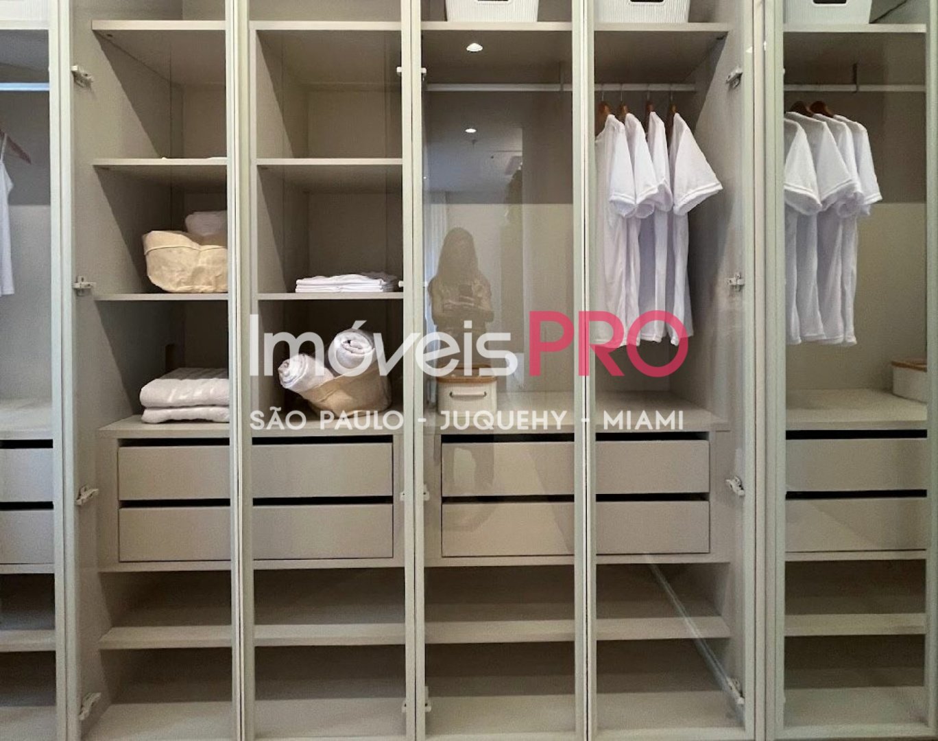 Foto :: https://assets.imoveispro.com.br/thumb/IP38131/apartamento-venda-brooklin_IP38131_17_1920x1080.jpg?