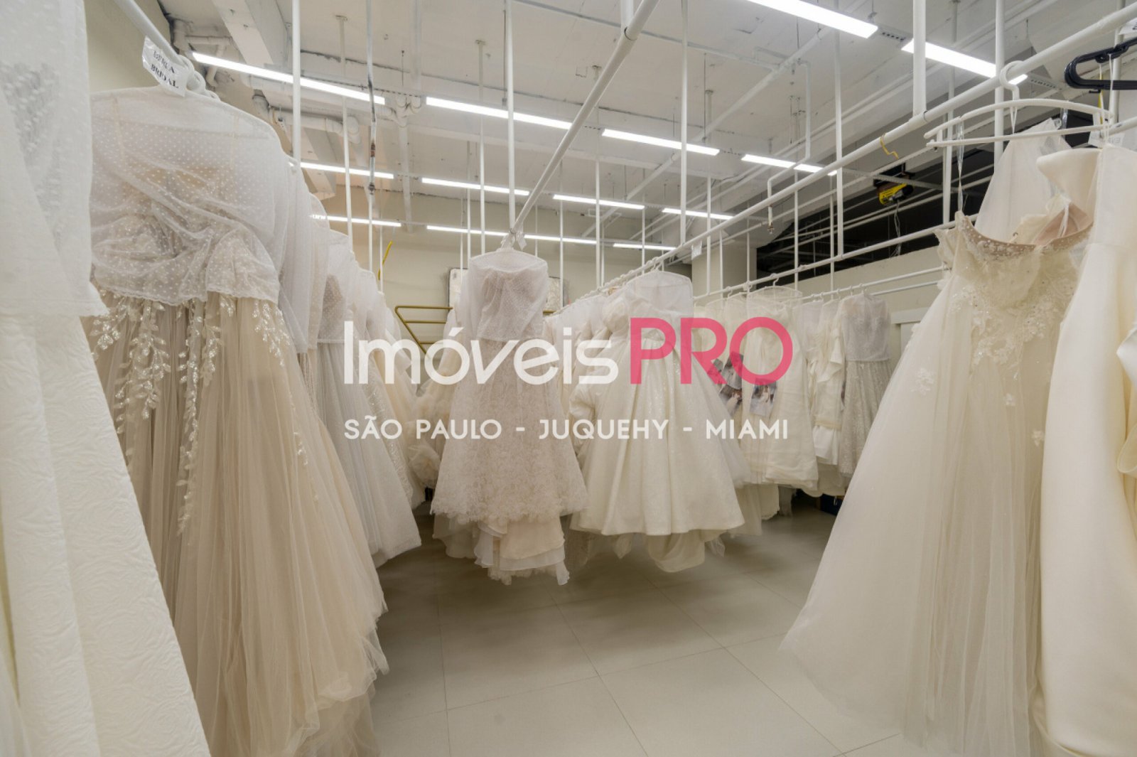 Foto :: https://assets.imoveispro.com.br/thumb/IP38144/loja-venda-itaim-bibi_IP38144_17_1920x1080.jpg?