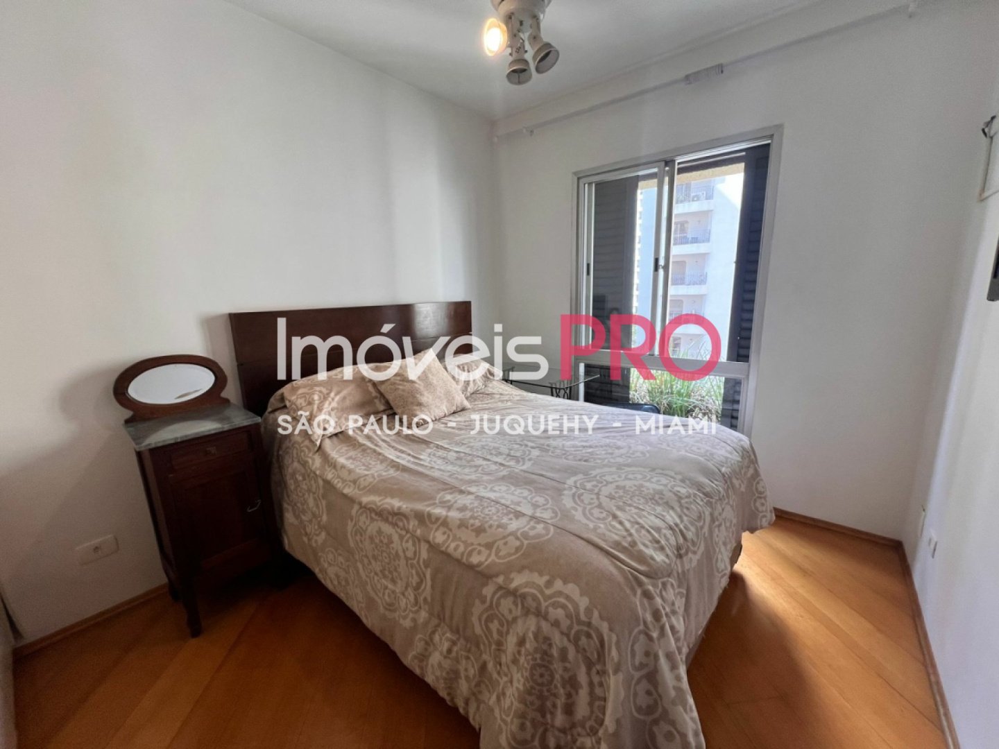 Foto :: https://assets.imoveispro.com.br/thumb/IP38148/apartamento-aluguel-moema-indios_IP38148_11_1920x1080.jpg?