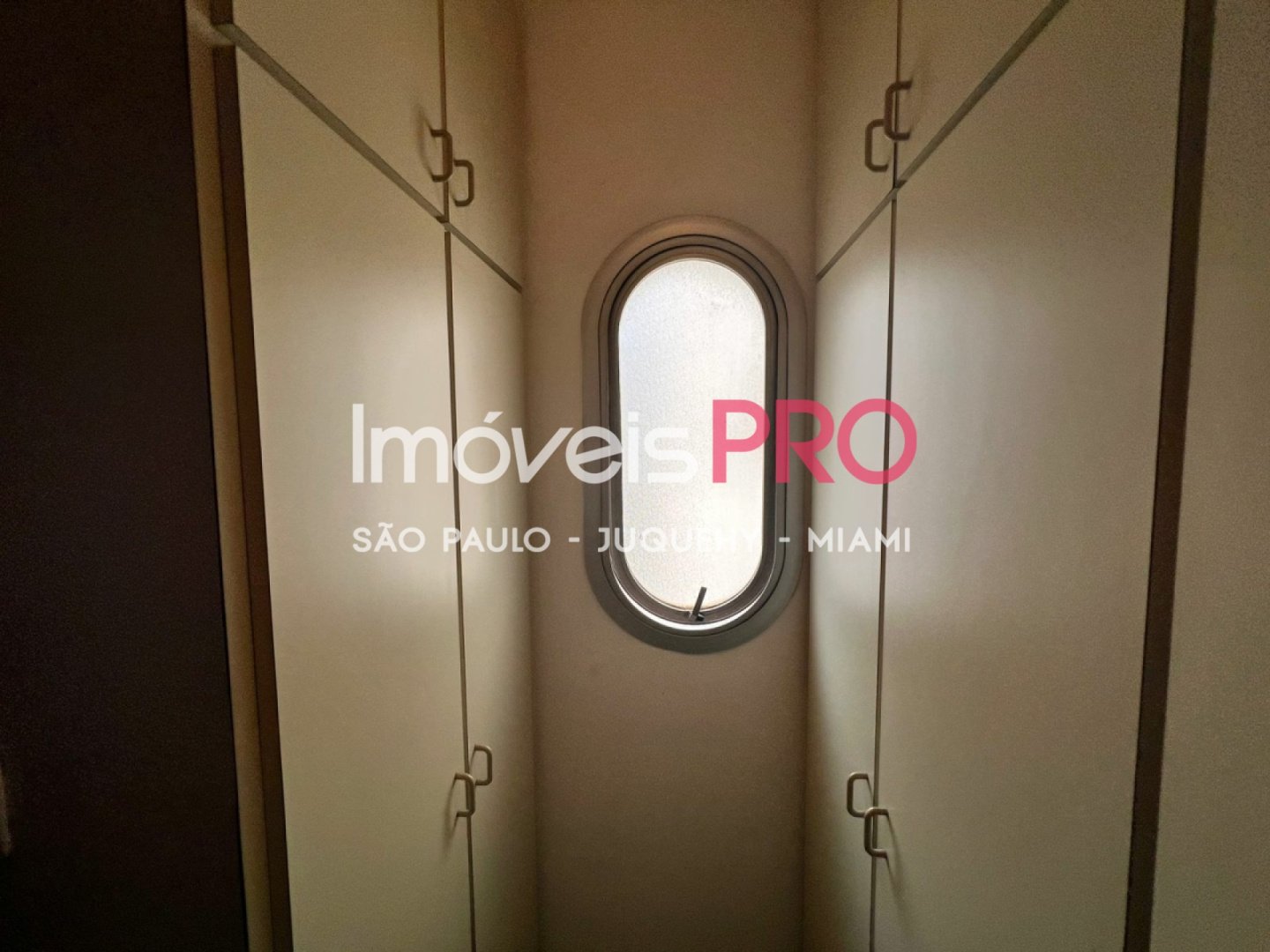 Foto :: https://assets.imoveispro.com.br/thumb/IP38148/apartamento-aluguel-moema-indios_IP38148_17_1920x1080.jpg?