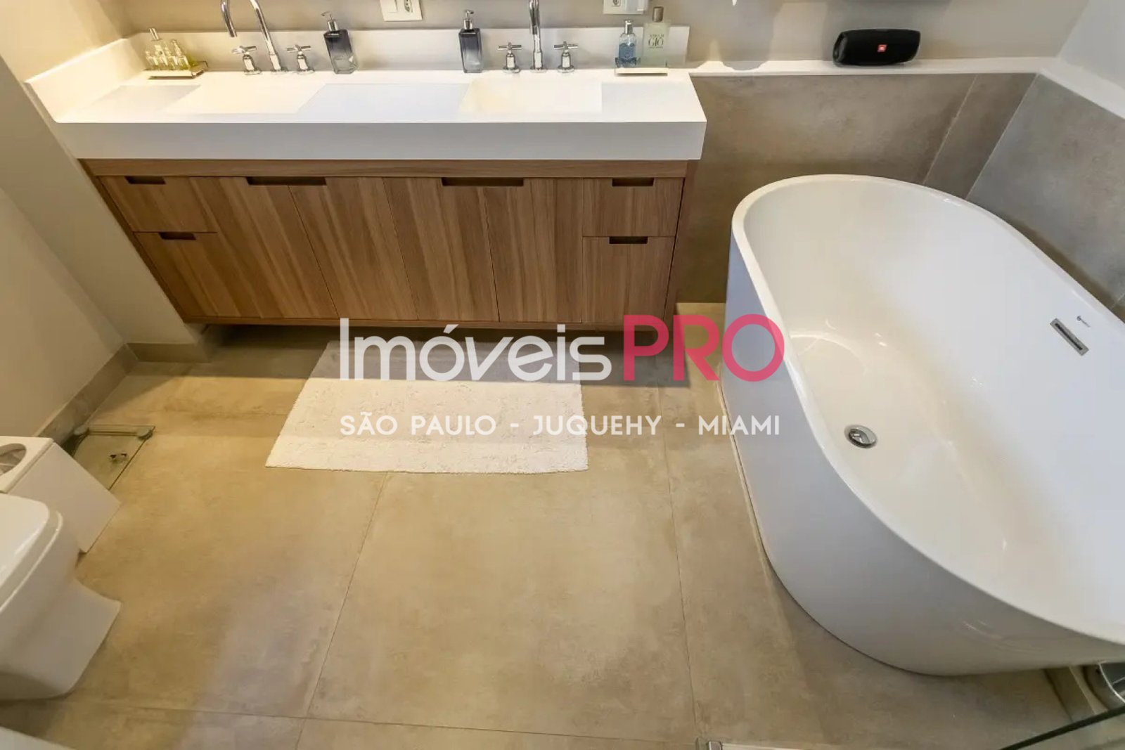 Foto :: https://assets.imoveispro.com.br/thumb/IP38154/apartamento-venda-vila-clementino_IP38154_35_1920x1080.jpg?