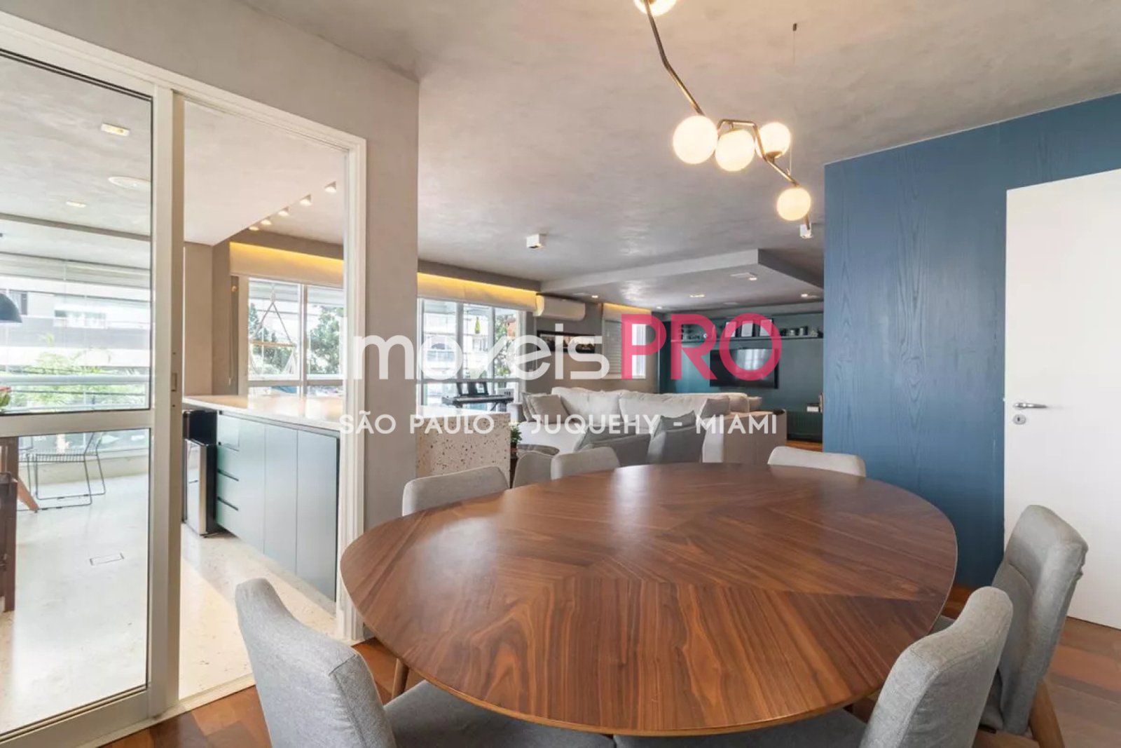 Foto :: https://assets.imoveispro.com.br/thumb/IP38170/apartamento-venda-itaim-bibi_IP38170_11_1920x1080.jpg?