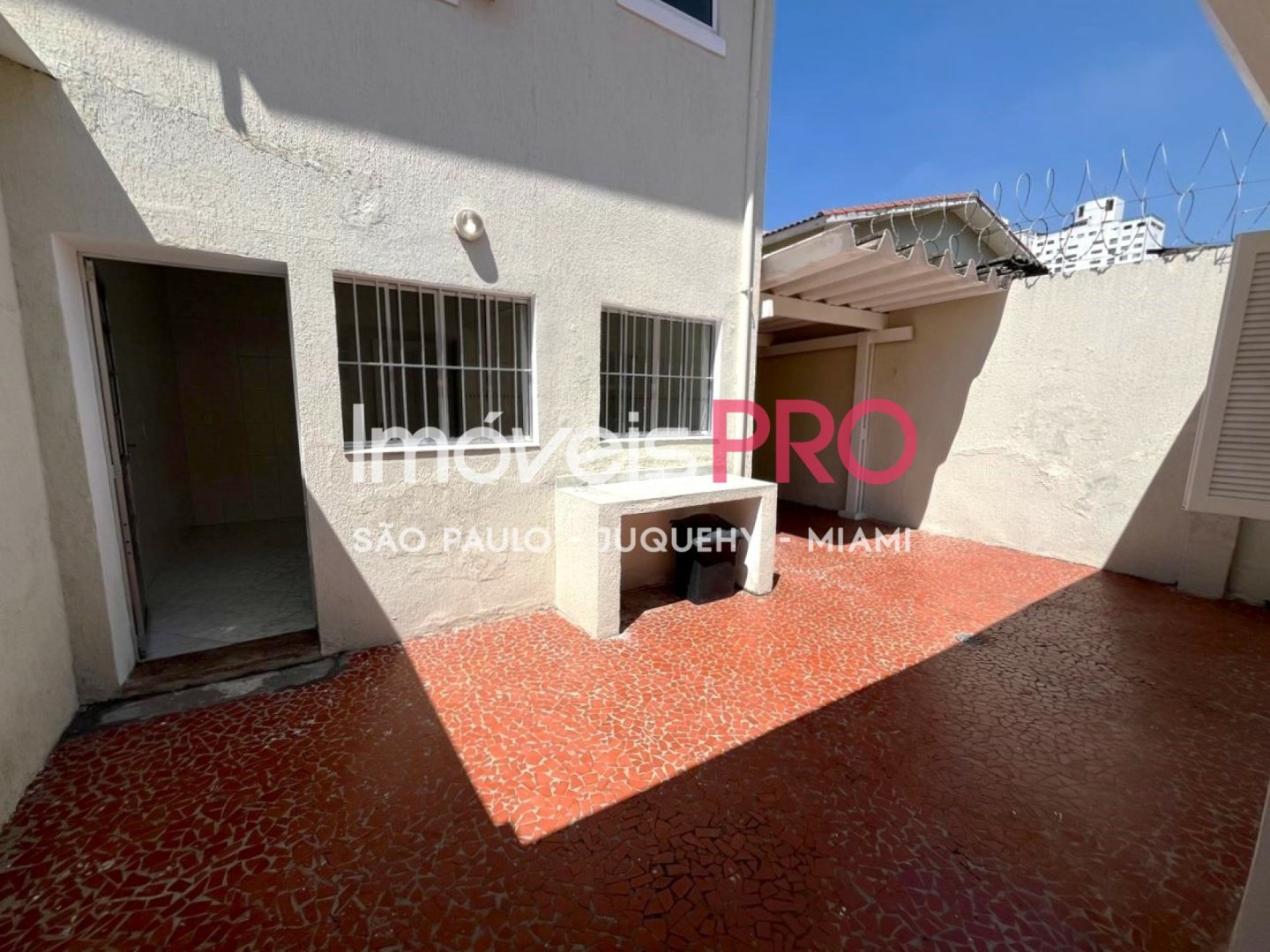 Foto :: https://assets.imoveispro.com.br/thumb/IP38177/casa-de-vila-aluguel-vila-nova-conceicao_IP38177_23_1920x1080.jpg?