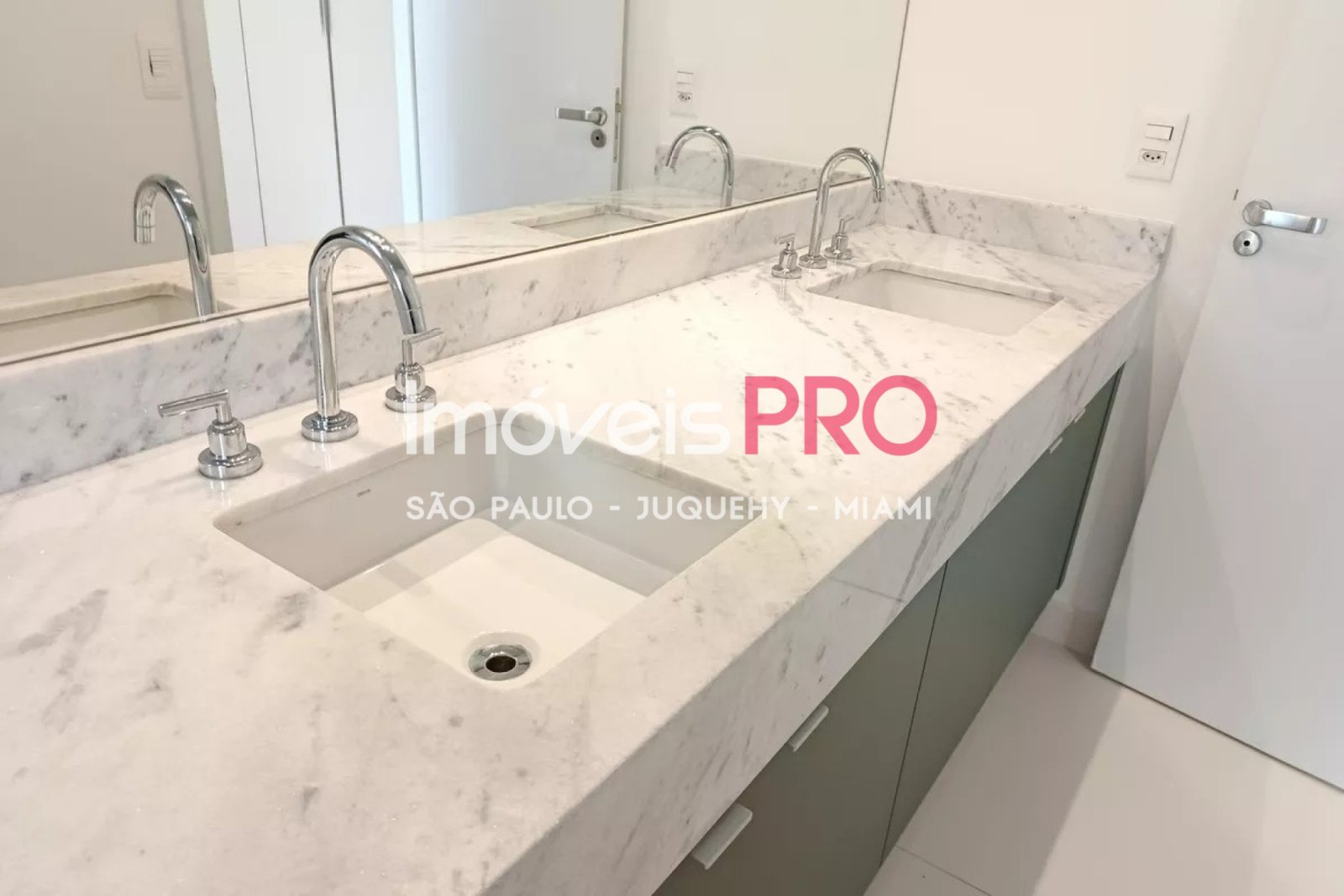 Foto :: https://assets.imoveispro.com.br/thumb/IP38182/apartamento-aluguel-pinheiros_IP38182_17_1920x1080.jpg?