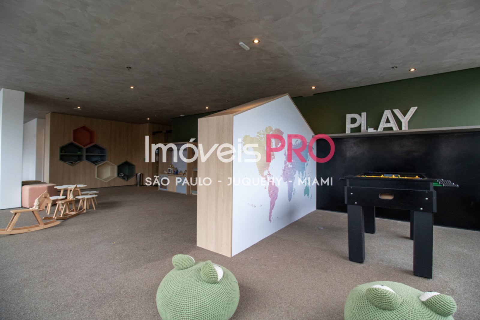 Foto :: https://assets.imoveispro.com.br/thumb/IP38182/apartamento-aluguel-pinheiros_IP38182_35_1920x1080.jpg?