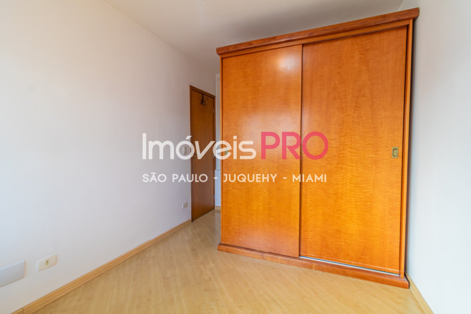 Foto :: IP38183