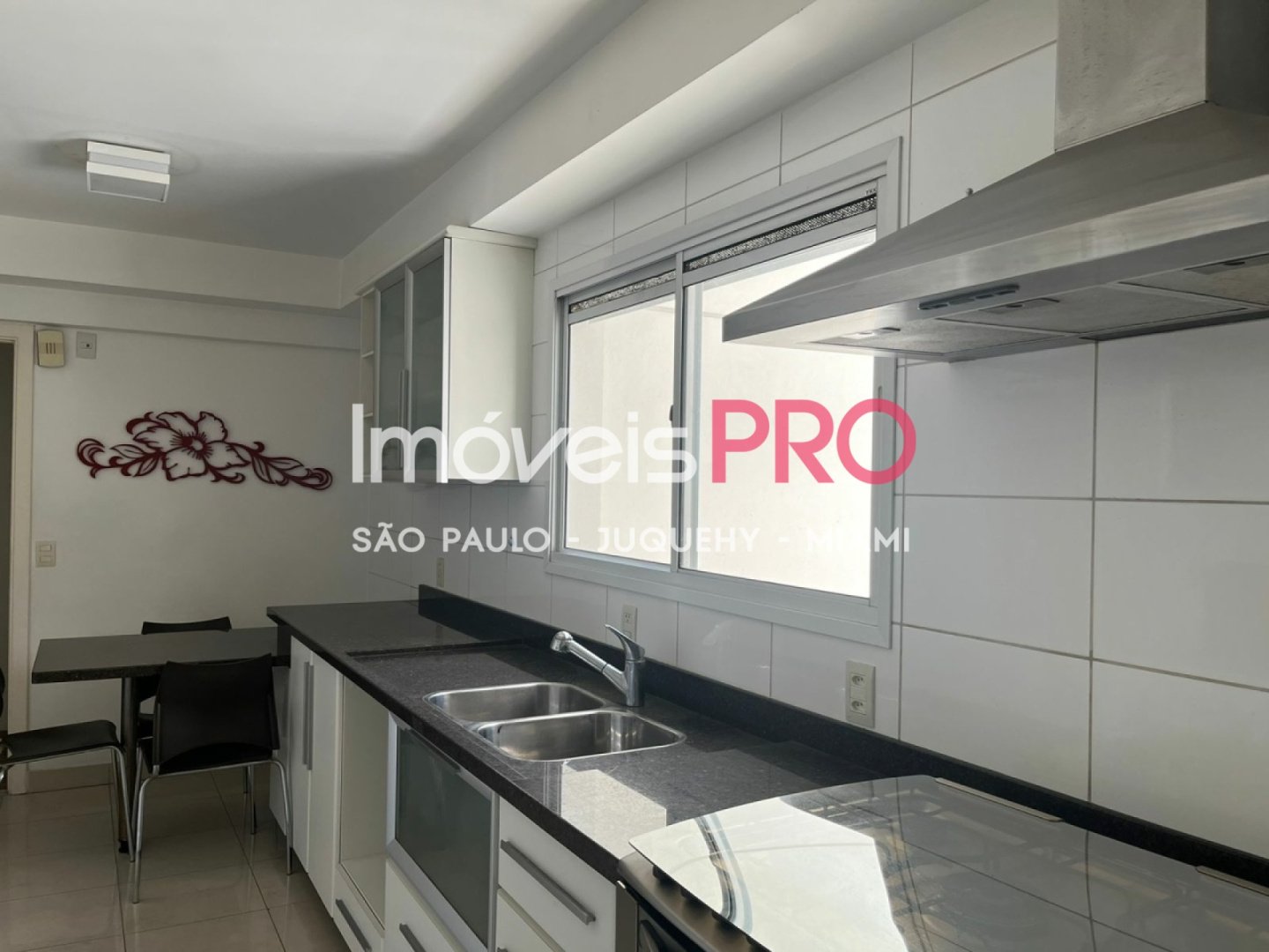 Foto :: IP38190
