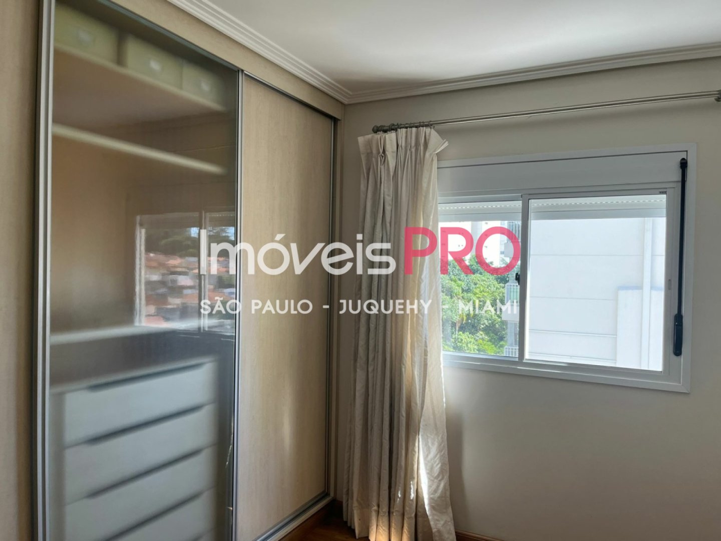 Foto :: https://assets.imoveispro.com.br/thumb/IP38190/apartamento-venda-jardim-marajoara_IP38190_47_1920x1080.jpg?