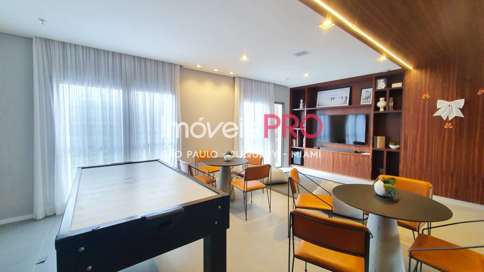 Foto :: https://assets.imoveispro.com.br/thumb/IP38193/apartamento-venda-moema_IP38193_11_1920x1080.jpg?