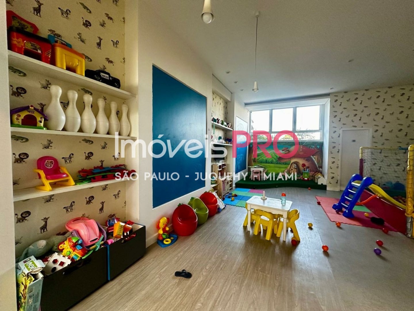 Foto :: https://assets.imoveispro.com.br/thumb/IP38202/apartamento-venda-jardim-aeroporto_IP38202_11_1920x1080.jpg?