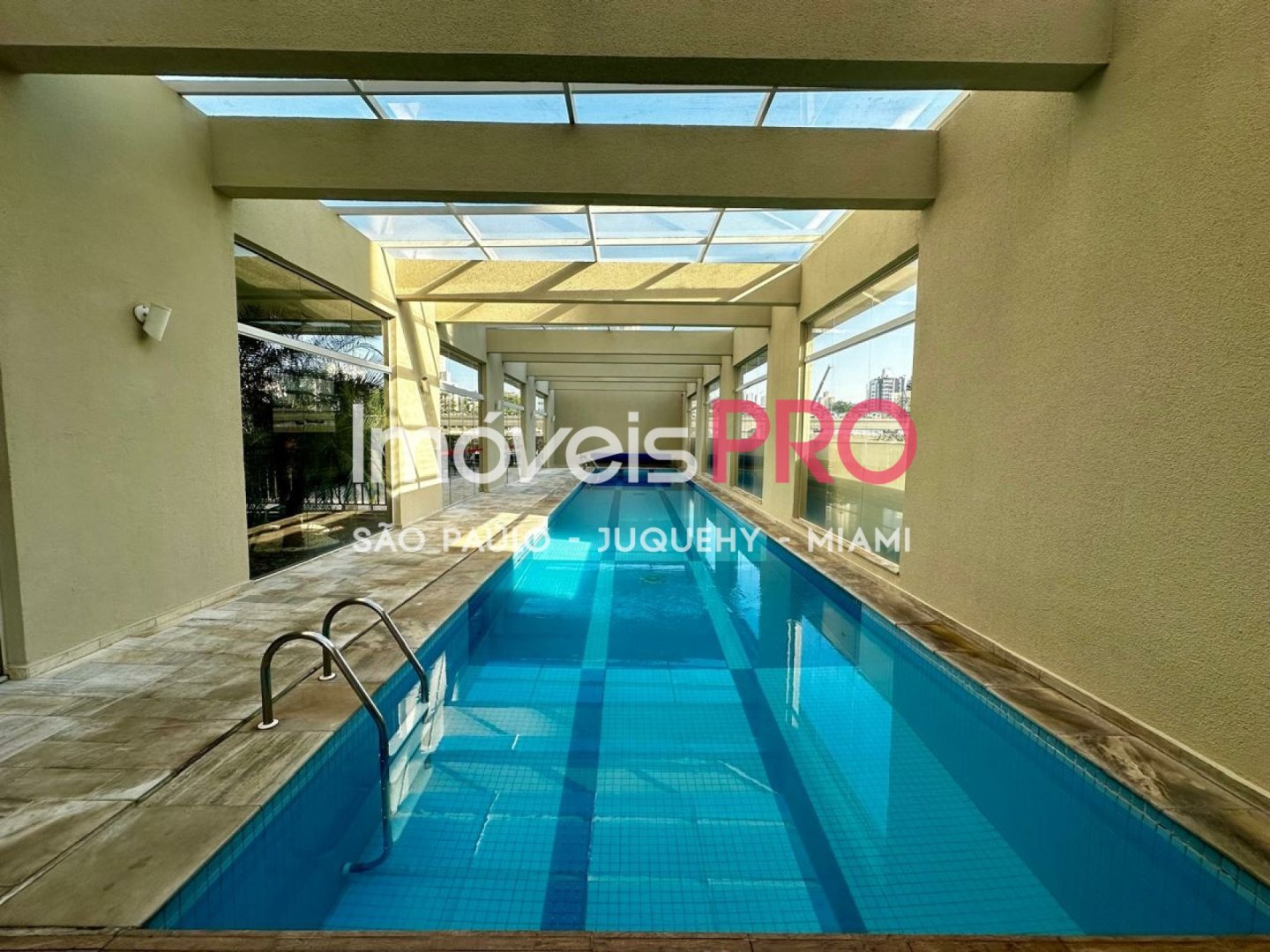 Foto :: IP38202