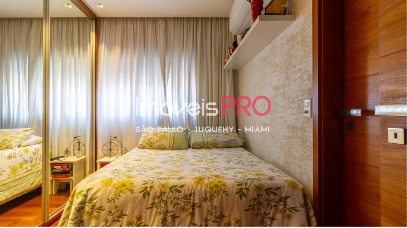 Foto :: IP38205