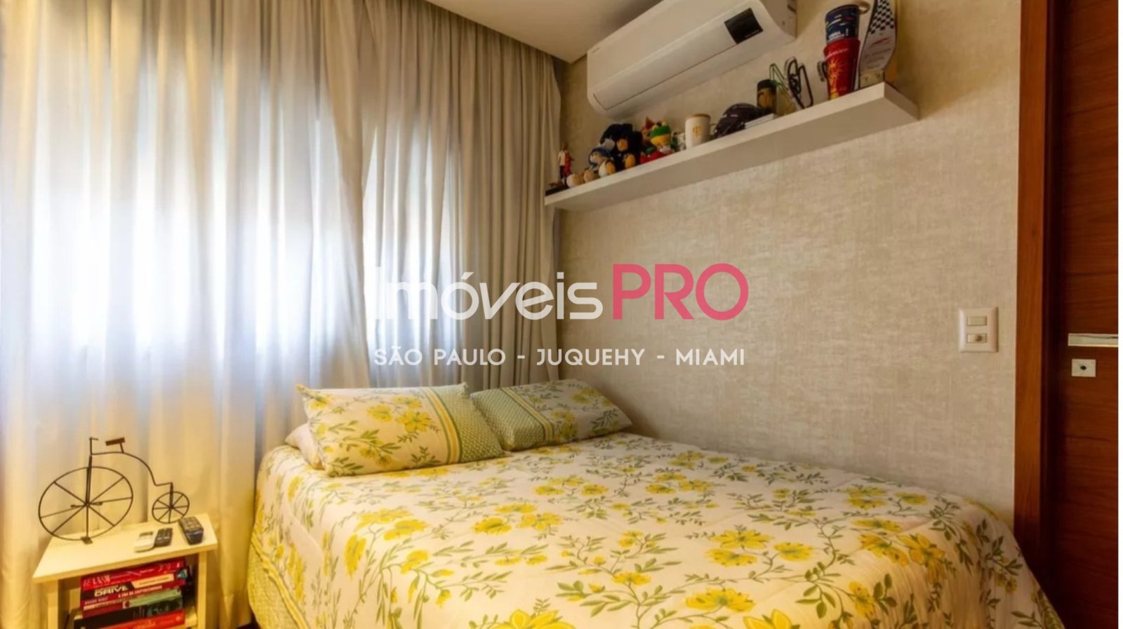 Foto :: IP38205