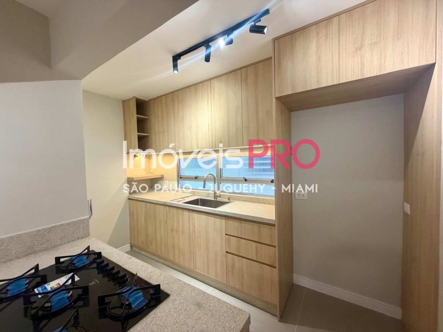 Foto :: IP38207
