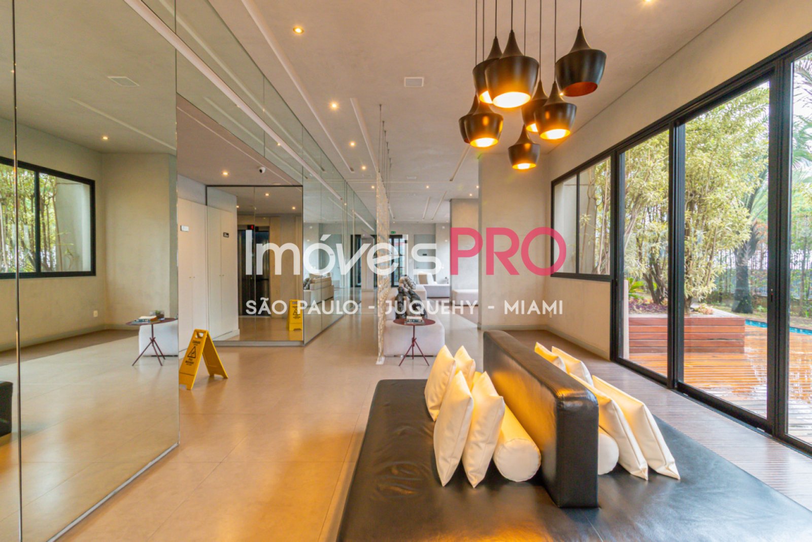 Foto :: IP38211
