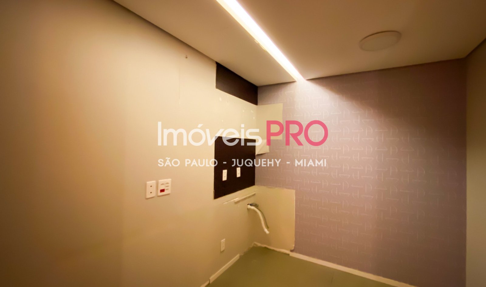 Foto :: https://assets.imoveispro.com.br/thumb/IP38218/loja-venda-vila-nova-conceicao_IP38218_11_1920x1080.jpg?