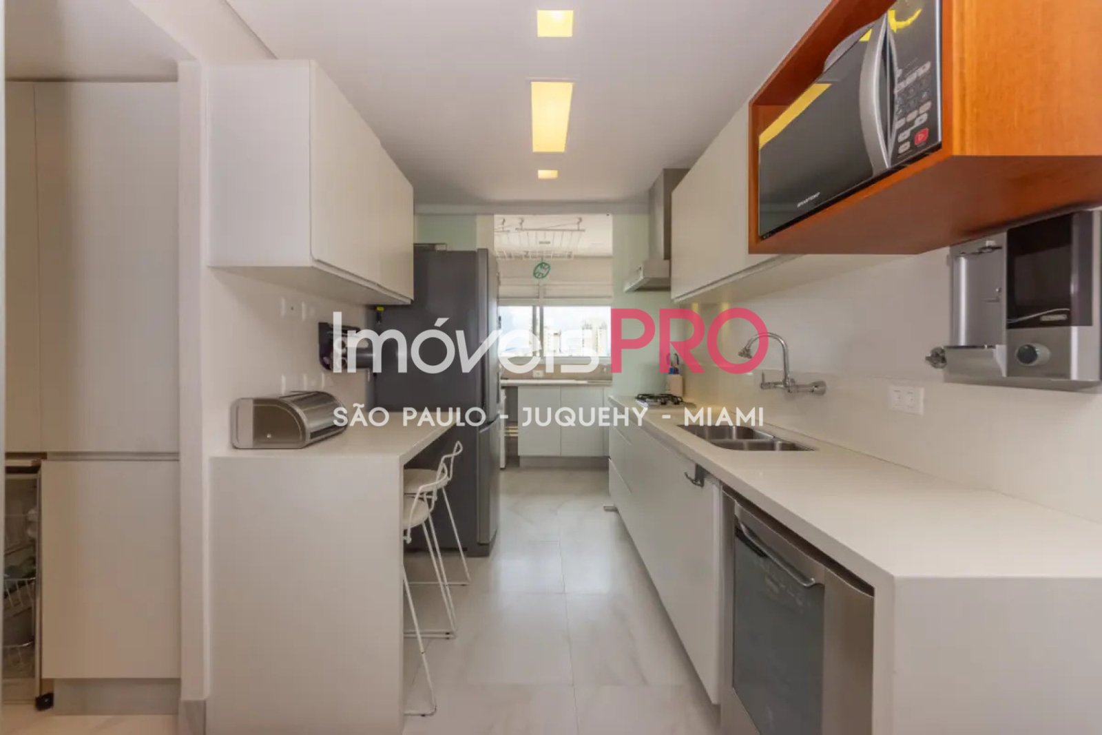 Foto :: https://assets.imoveispro.com.br/thumb/IP38221/cobertura-duplex-venda-jardim-guedala_IP38221_11_1920x1080.jpg?