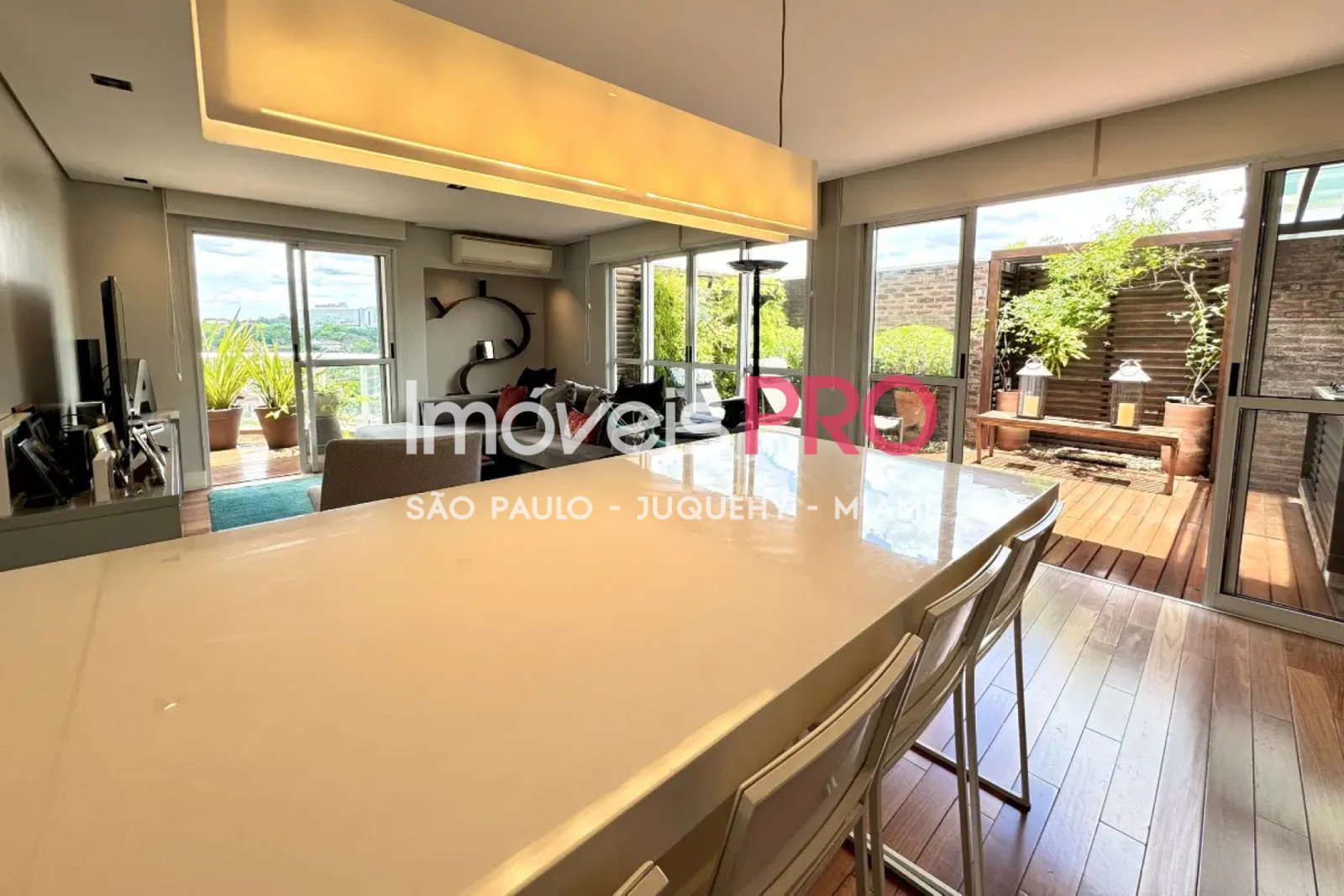 Foto :: https://assets.imoveispro.com.br/thumb/IP38221/cobertura-duplex-venda-jardim-guedala_IP38221_23_1920x1080.jpg?