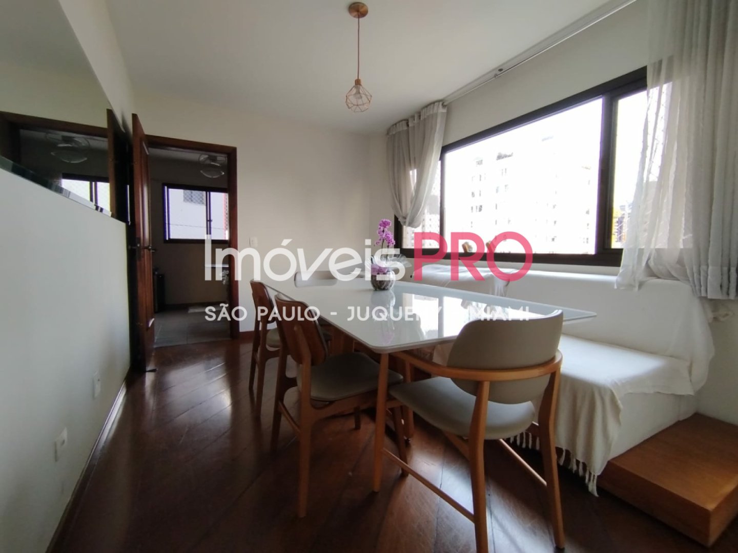 Foto :: https://assets.imoveispro.com.br/thumb/IP38222/apartamento-venda-moema-indios_IP38222_11_1920x1080.jpg?
