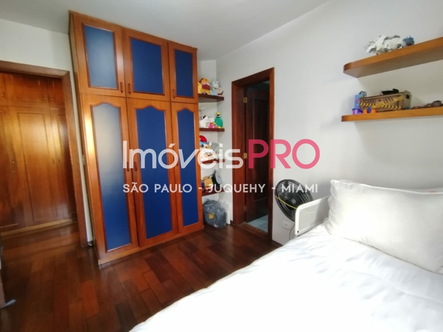 Foto :: https://assets.imoveispro.com.br/thumb/IP38222/apartamento-venda-moema-indios_IP38222_23_1920x1080.jpg?