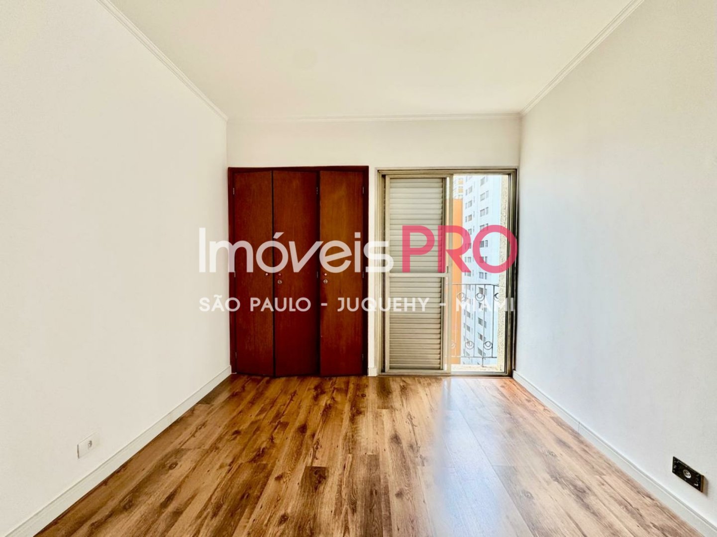 Foto :: https://assets.imoveispro.com.br/thumb/IP38244/apartamento-venda-moema-passaros_IP38244_11_1920x1080.jpg?